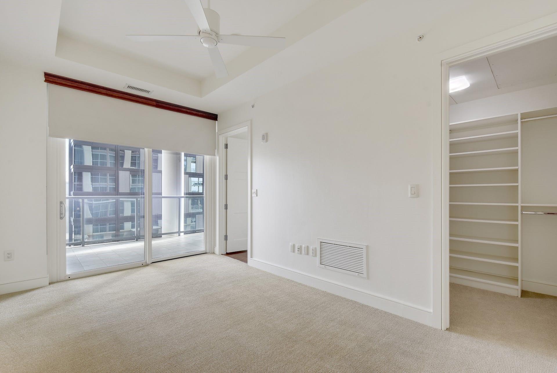 98 San Jacinto BLVD # 1603