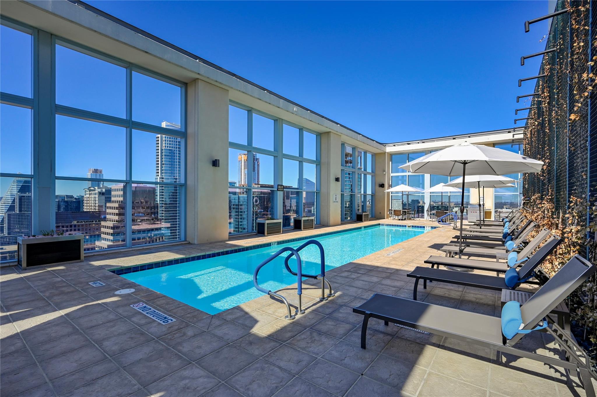 98 San Jacinto BLVD # 1603