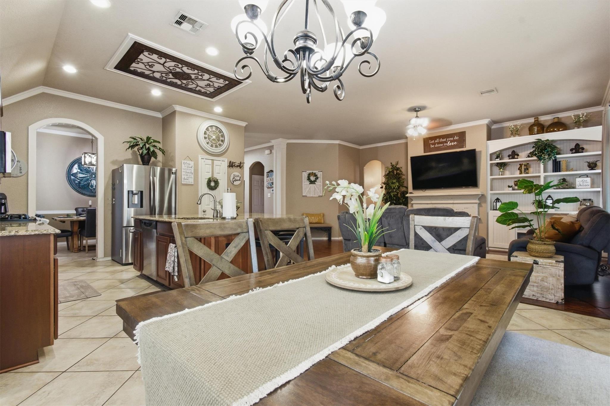 377 Verano DR