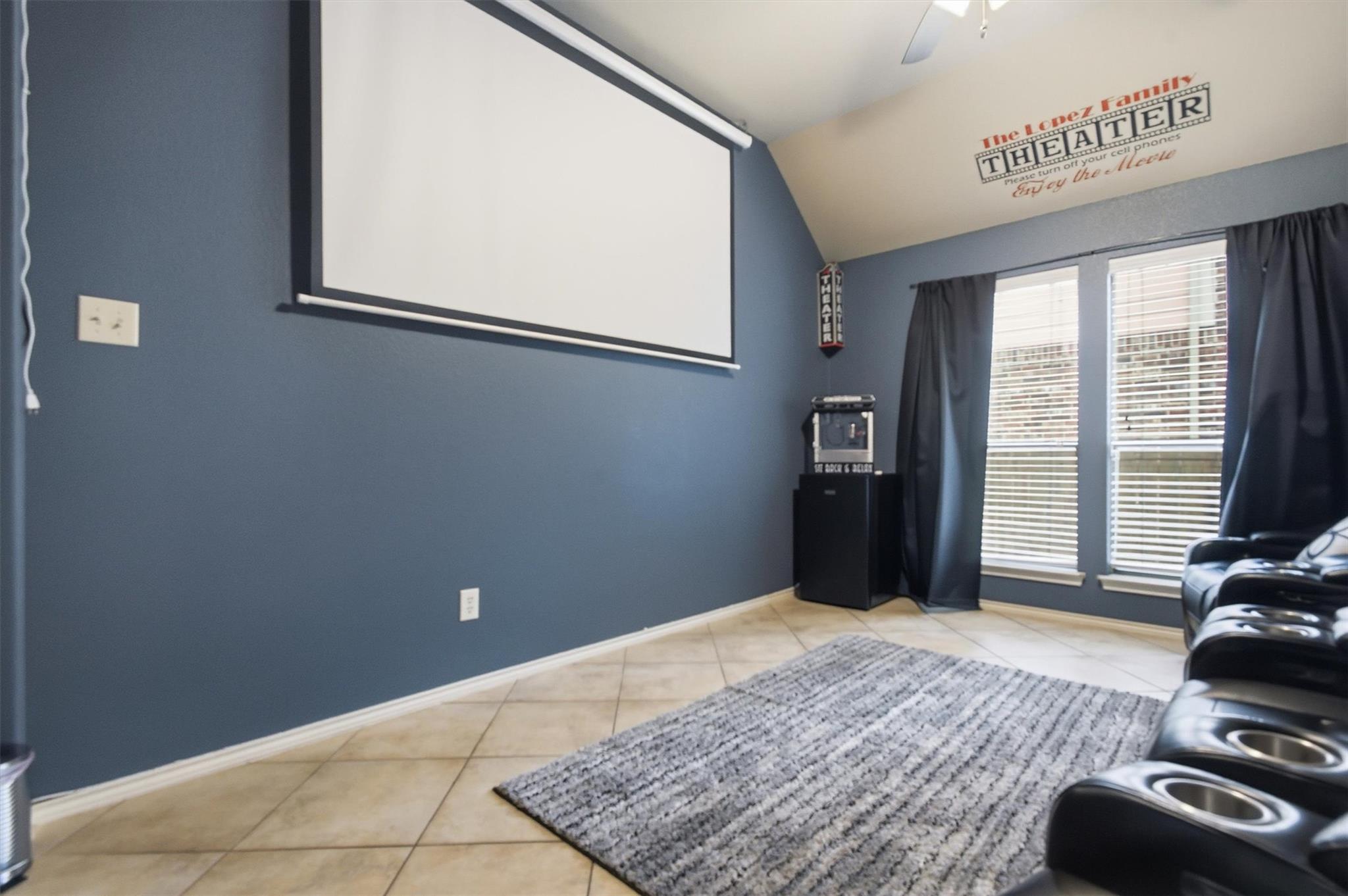 377 Verano DR
