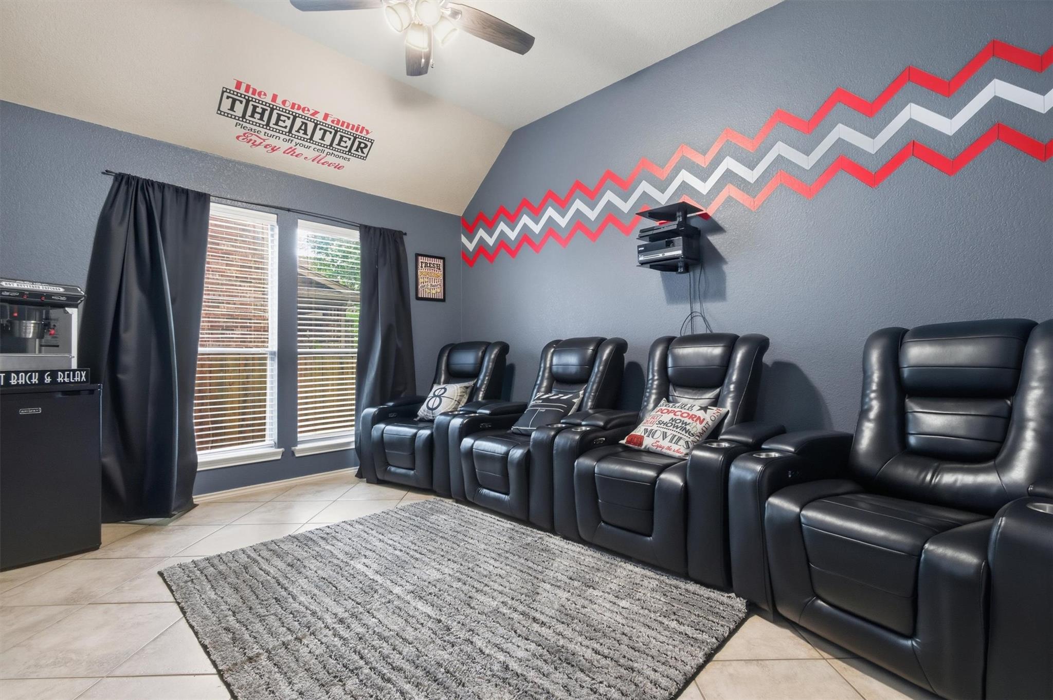 377 Verano DR