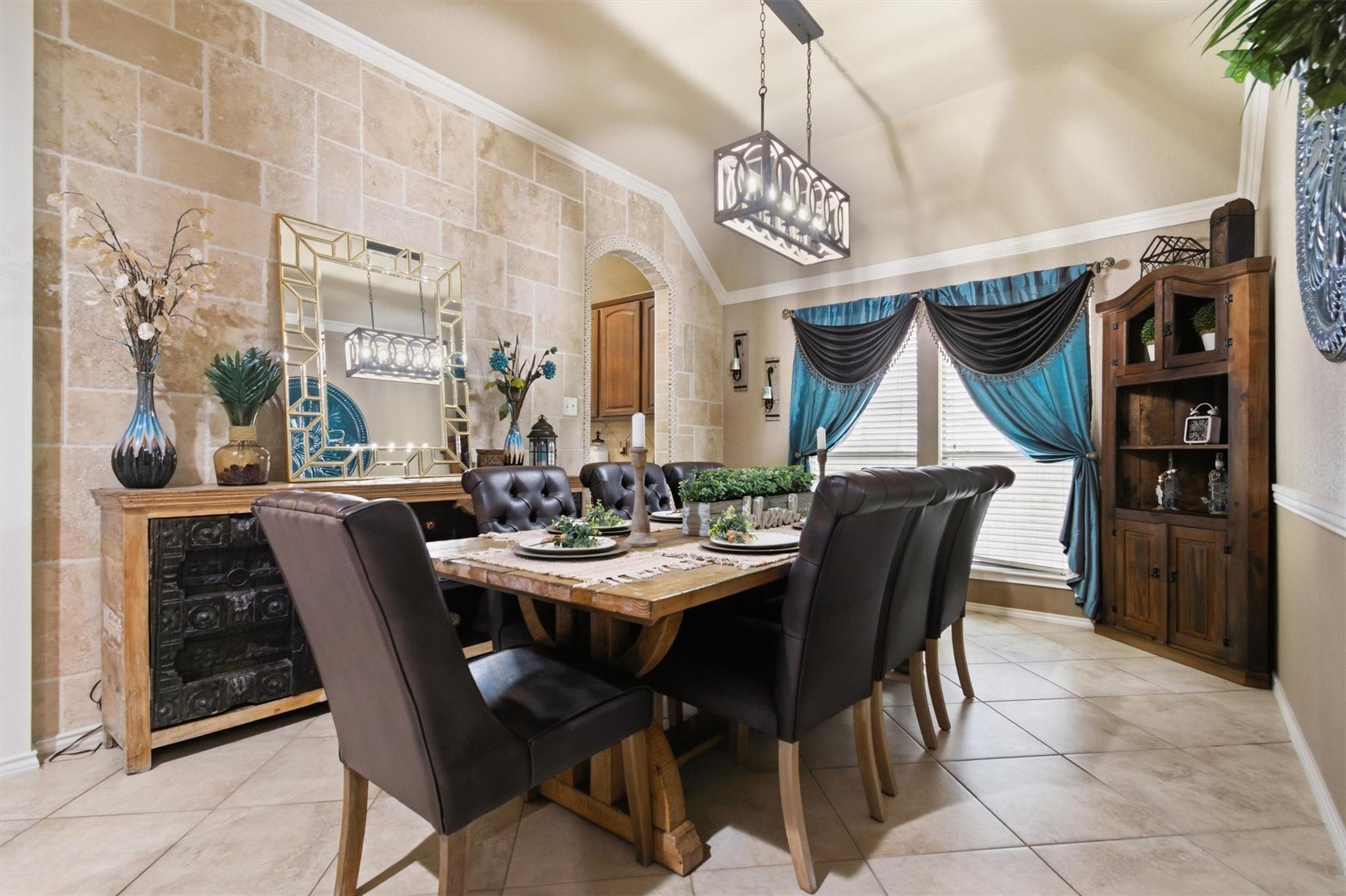 377 Verano DR