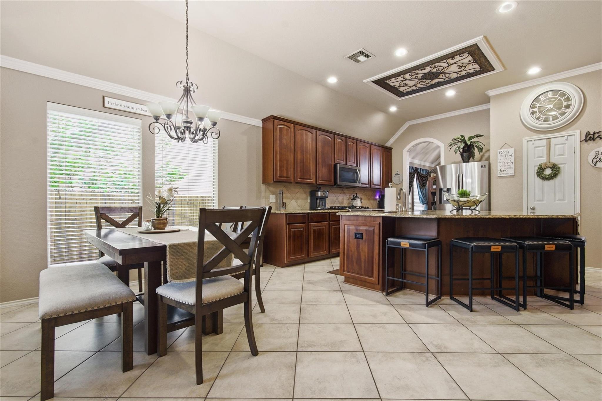 377 Verano DR