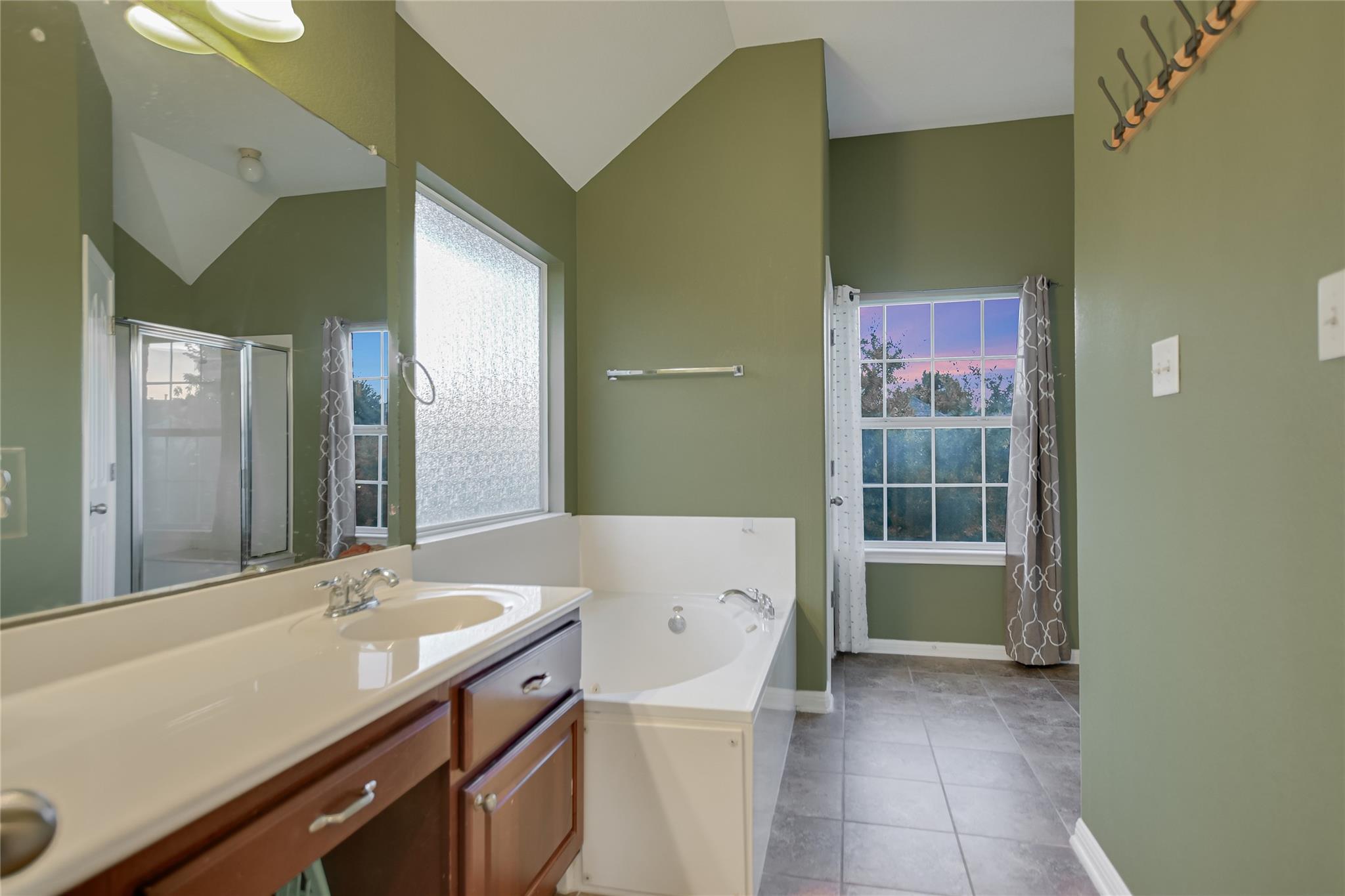 3706 Katie LN