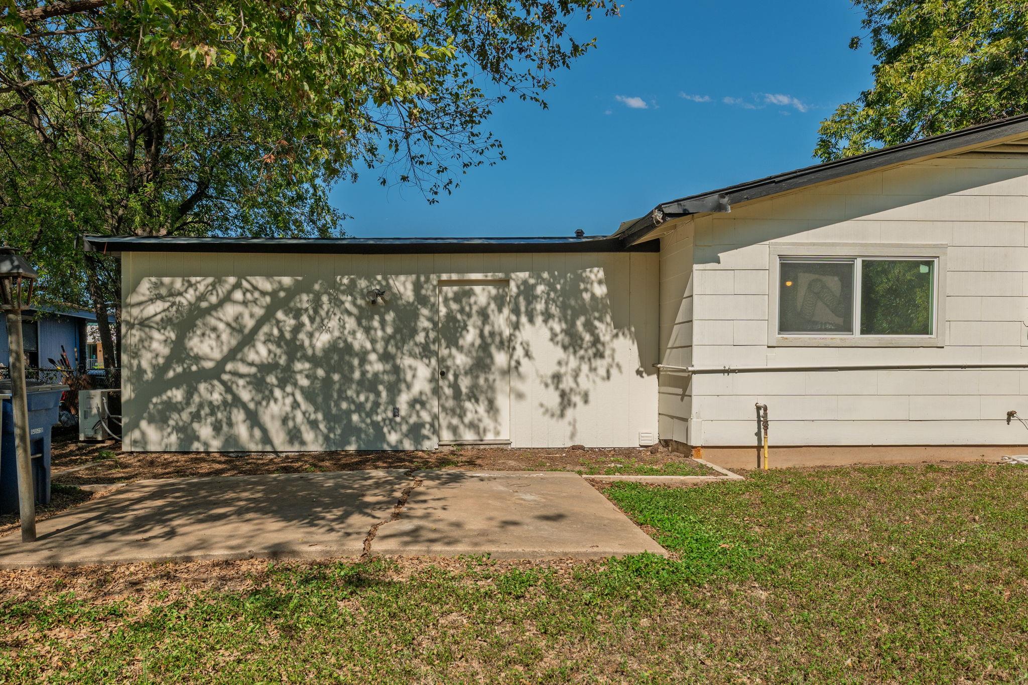 203 Cooper DR