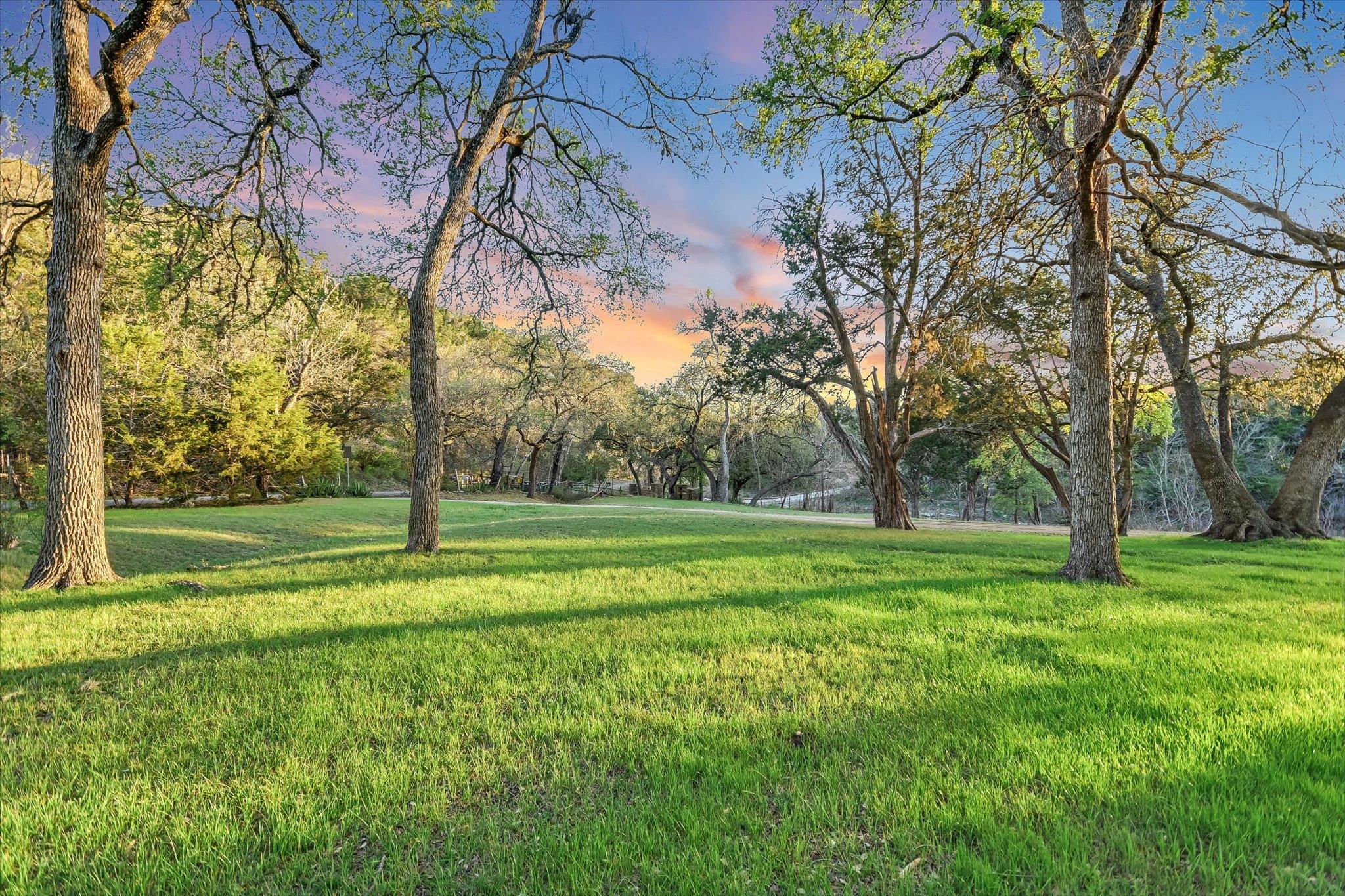 300 DEER LAKE ESTATES