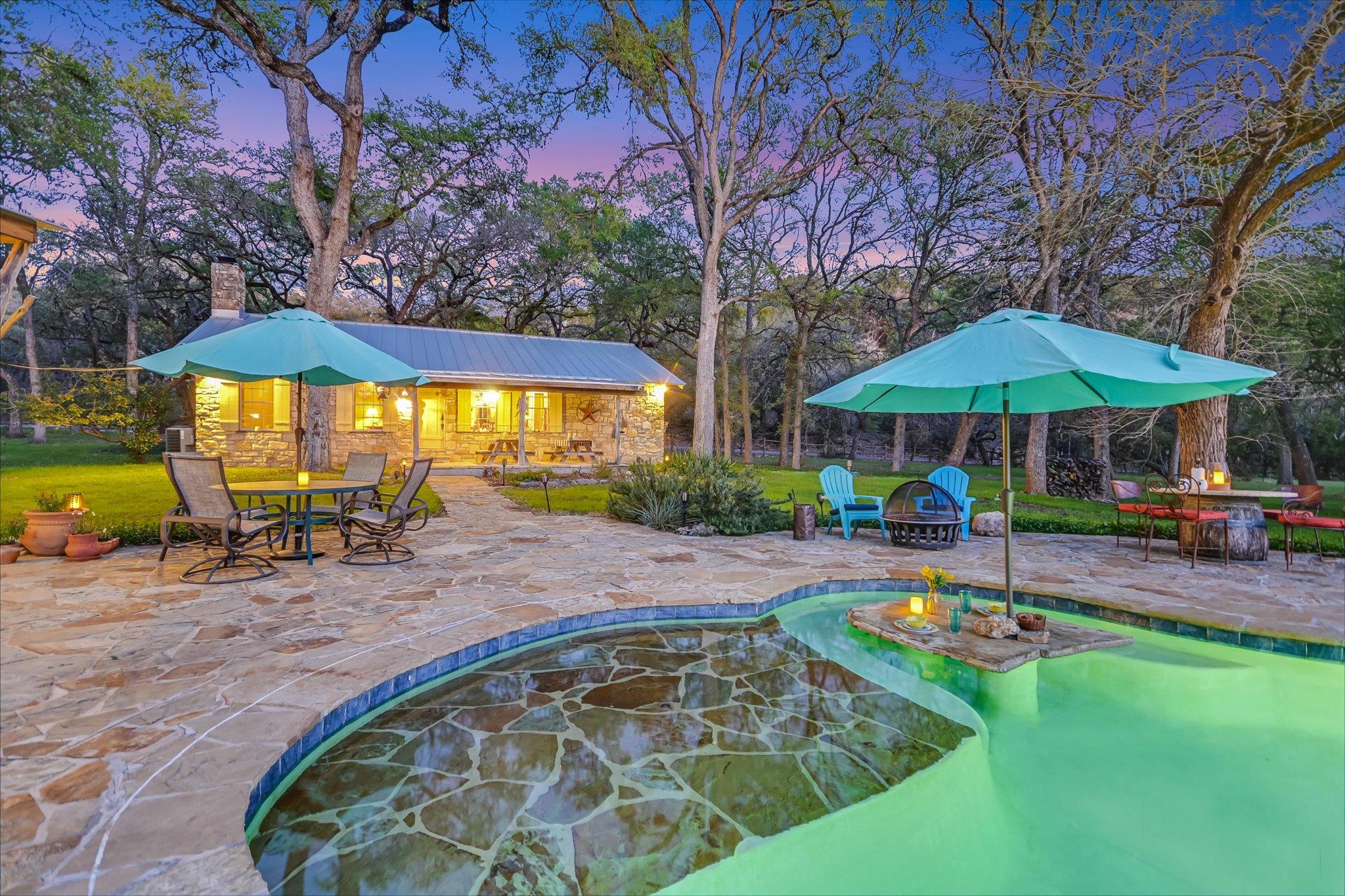 300 DEER LAKE ESTATES
