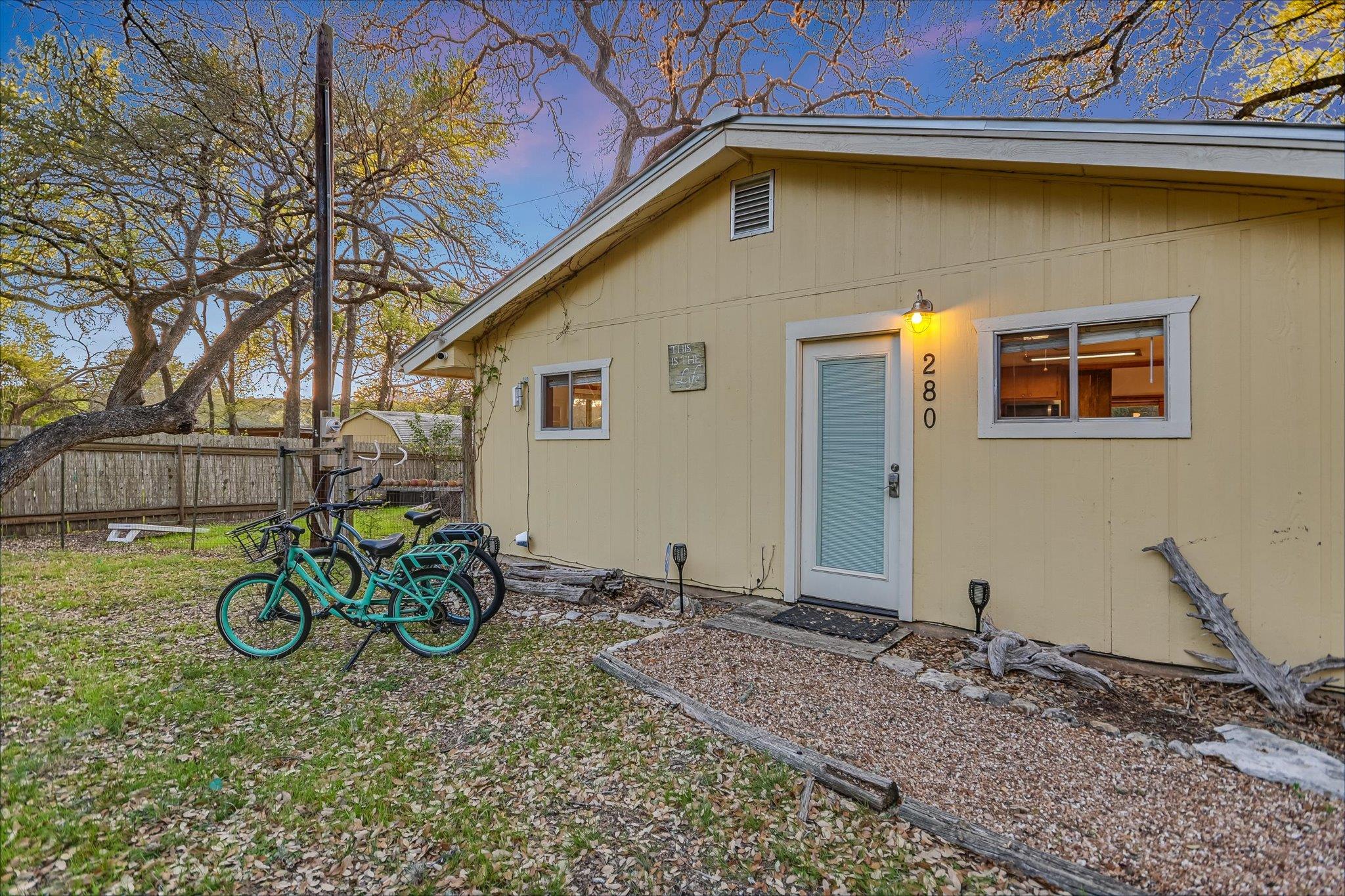 300 DEER LAKE ESTATES