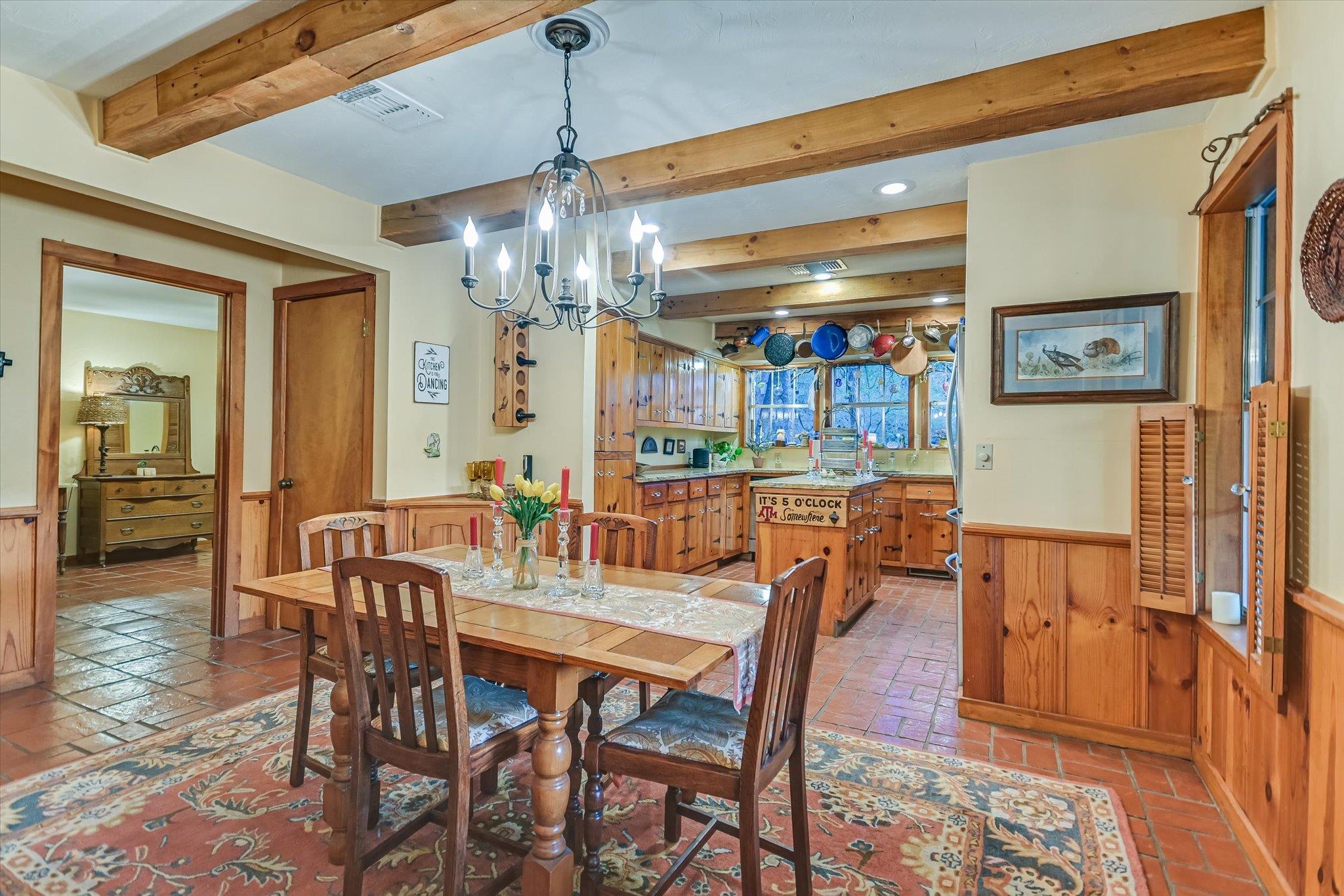 300 DEER LAKE ESTATES