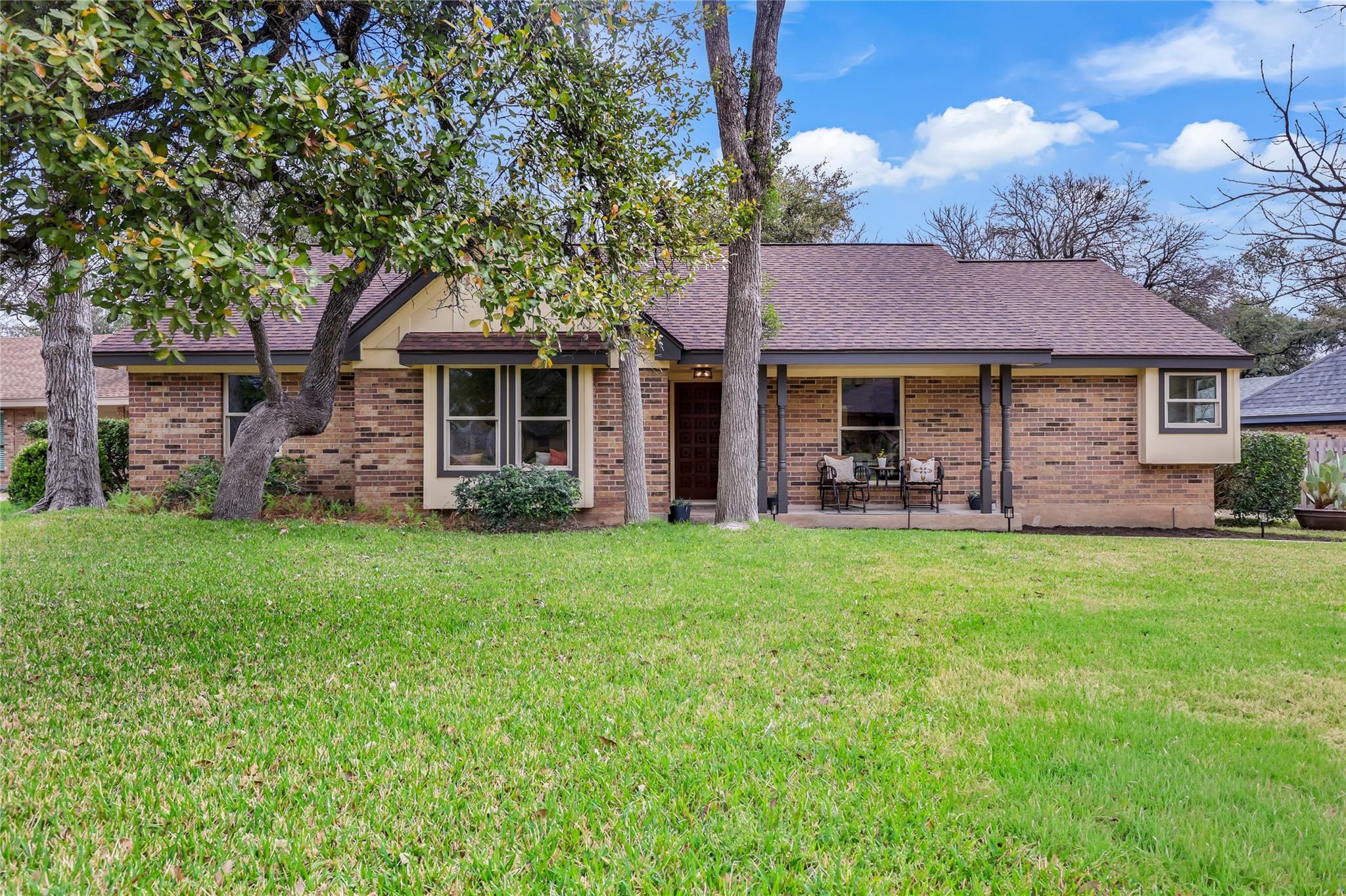 6905 Treaty Oak CIR