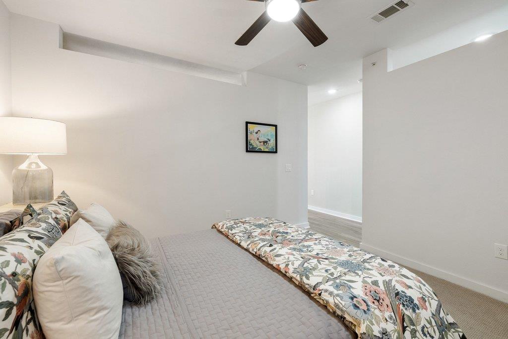 1900 Barton Springs RD # 5009
