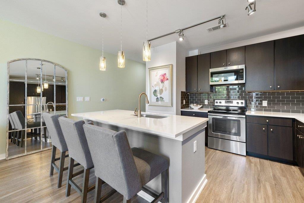 1900 Barton Springs RD # 5009