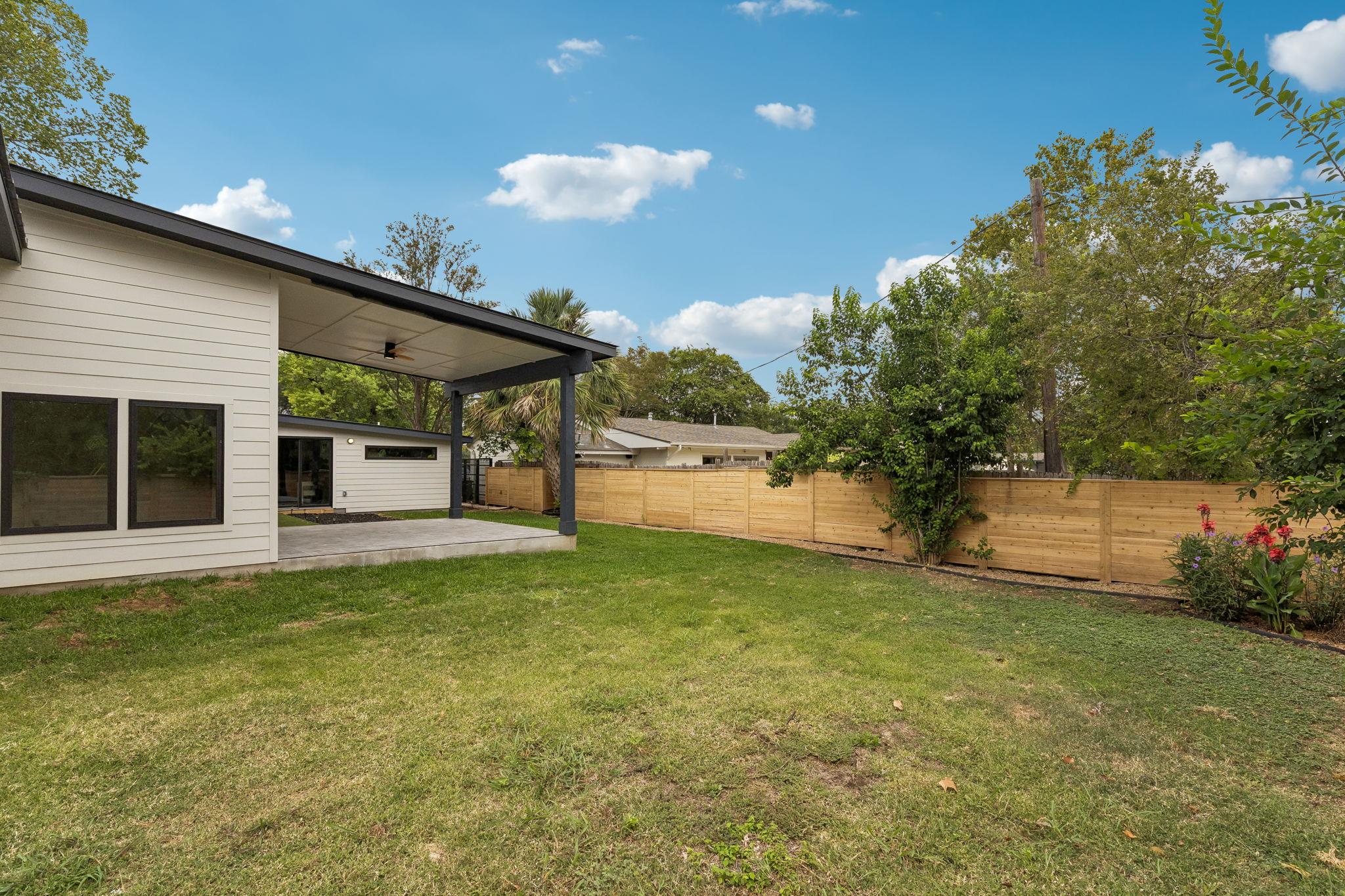 3007 Village DR