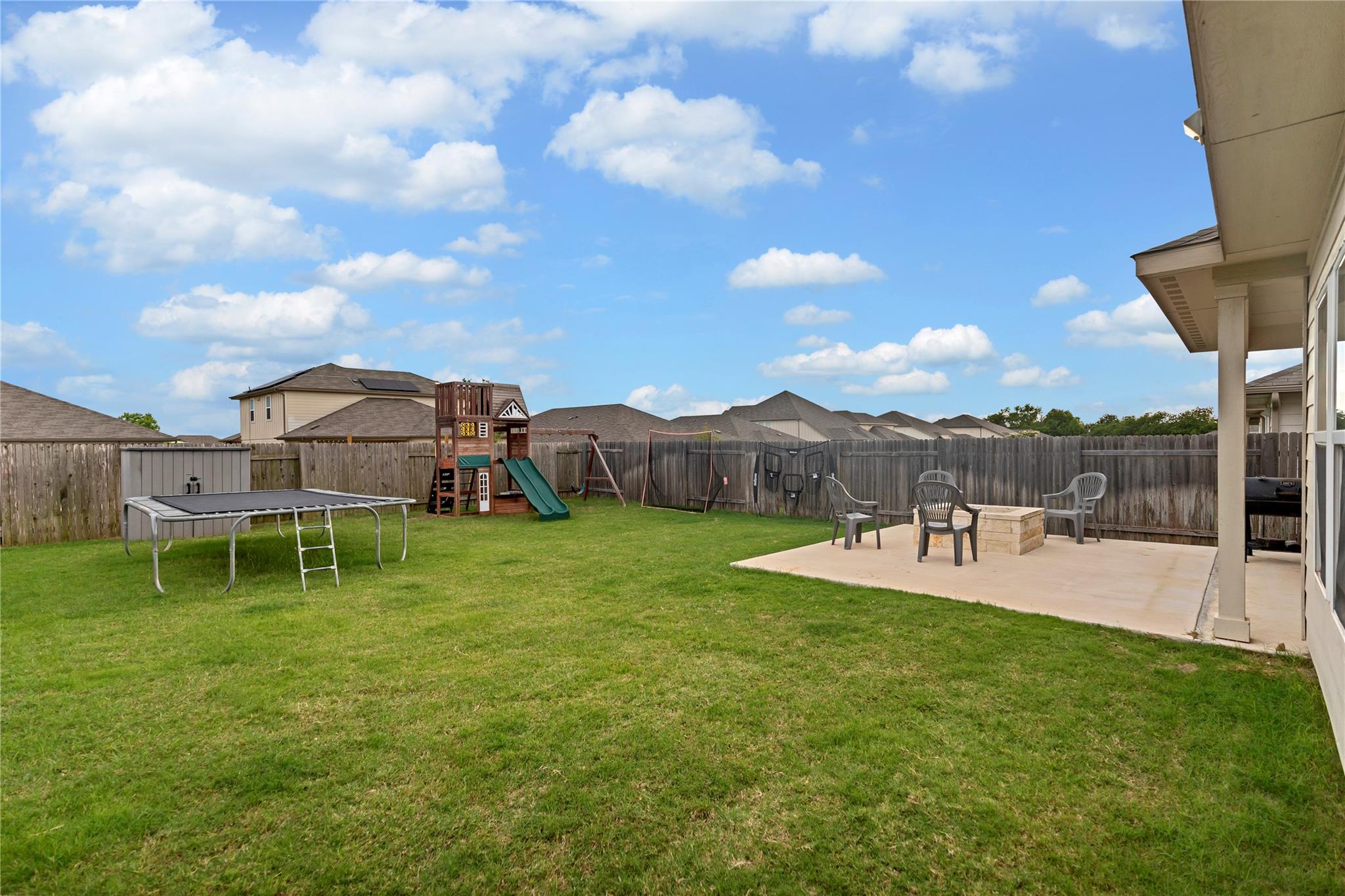202 Grapefruit RD