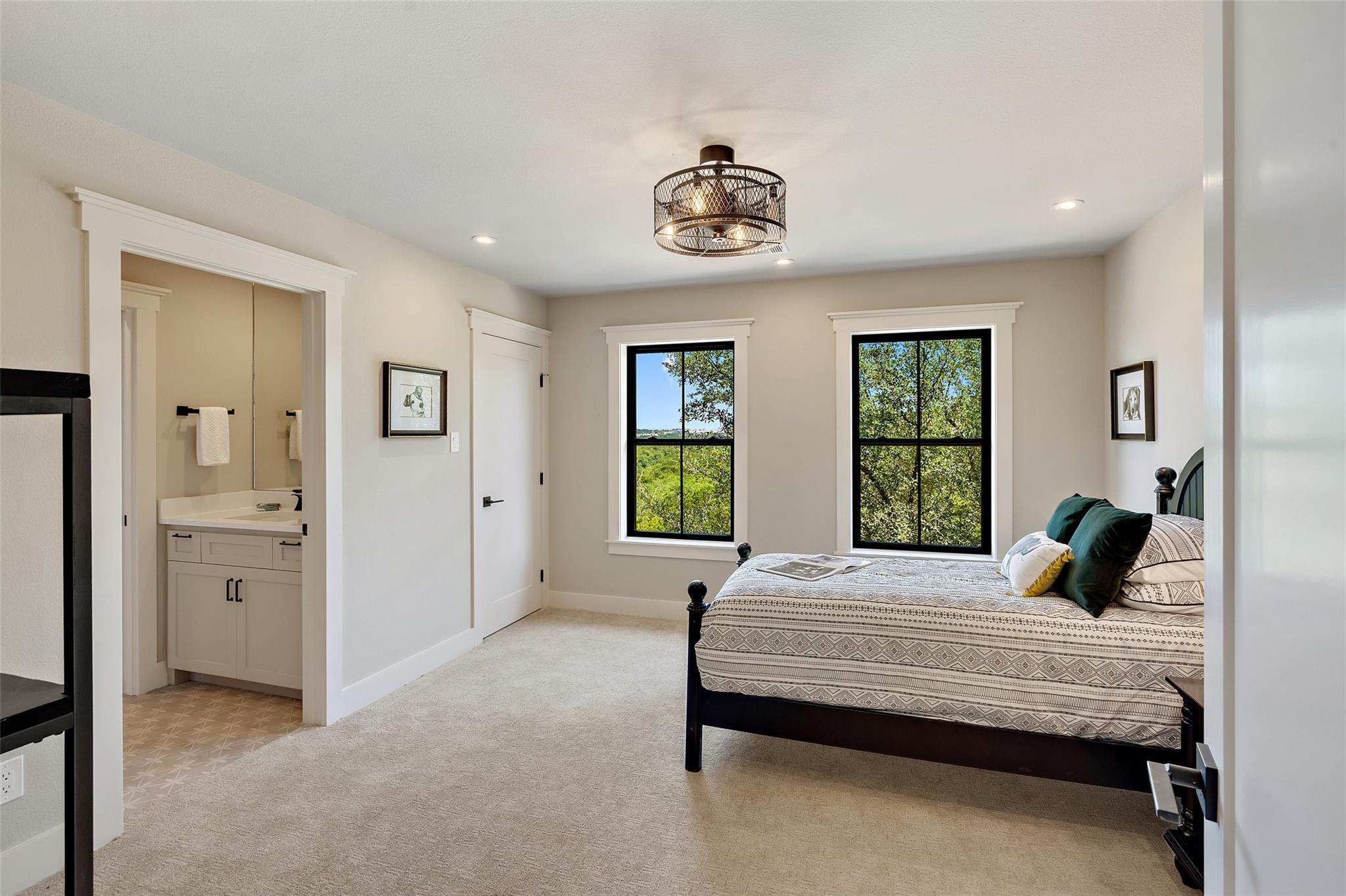 13824 Lone Rider TRL