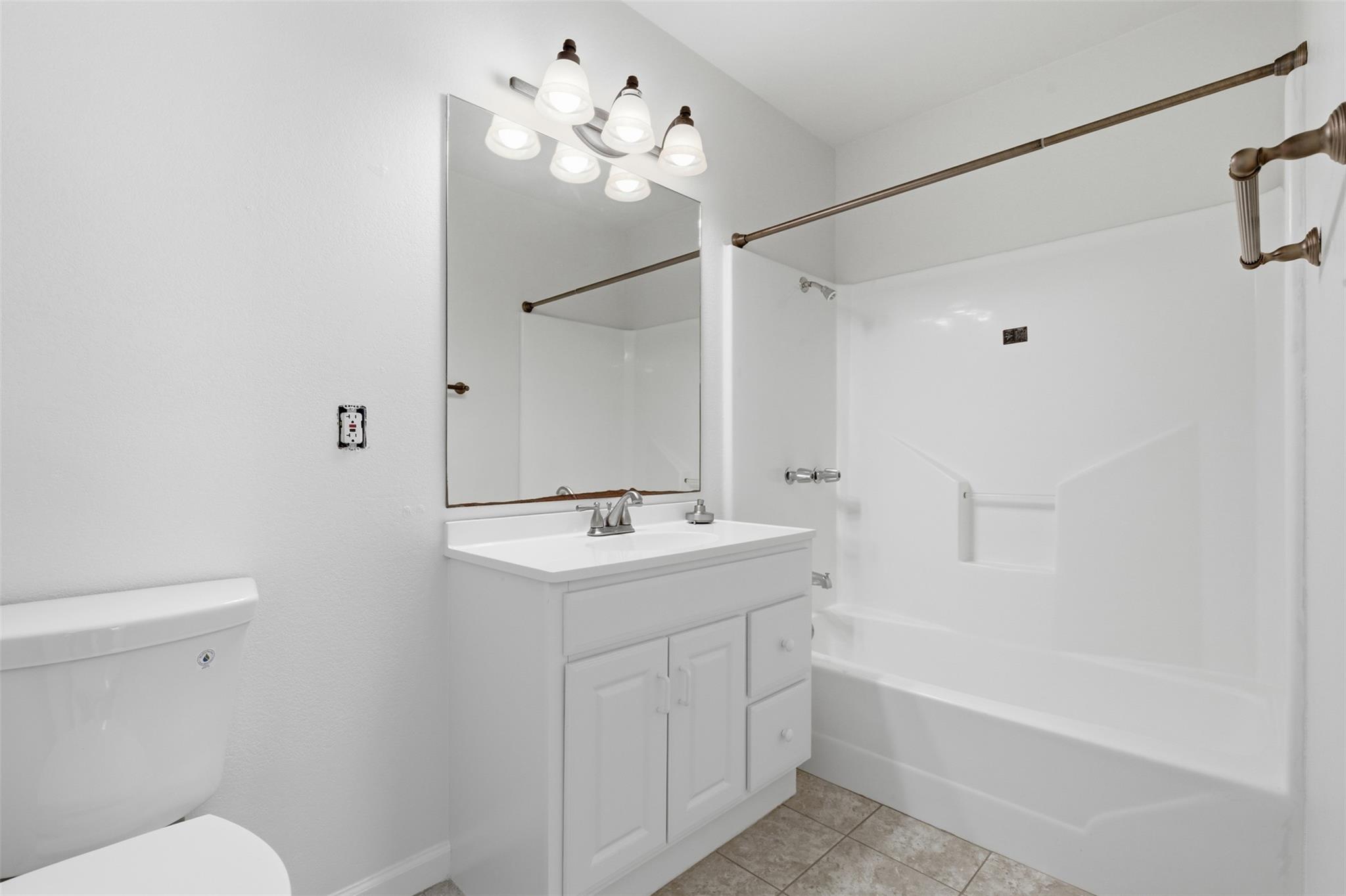 250 E Keanahalululu LN