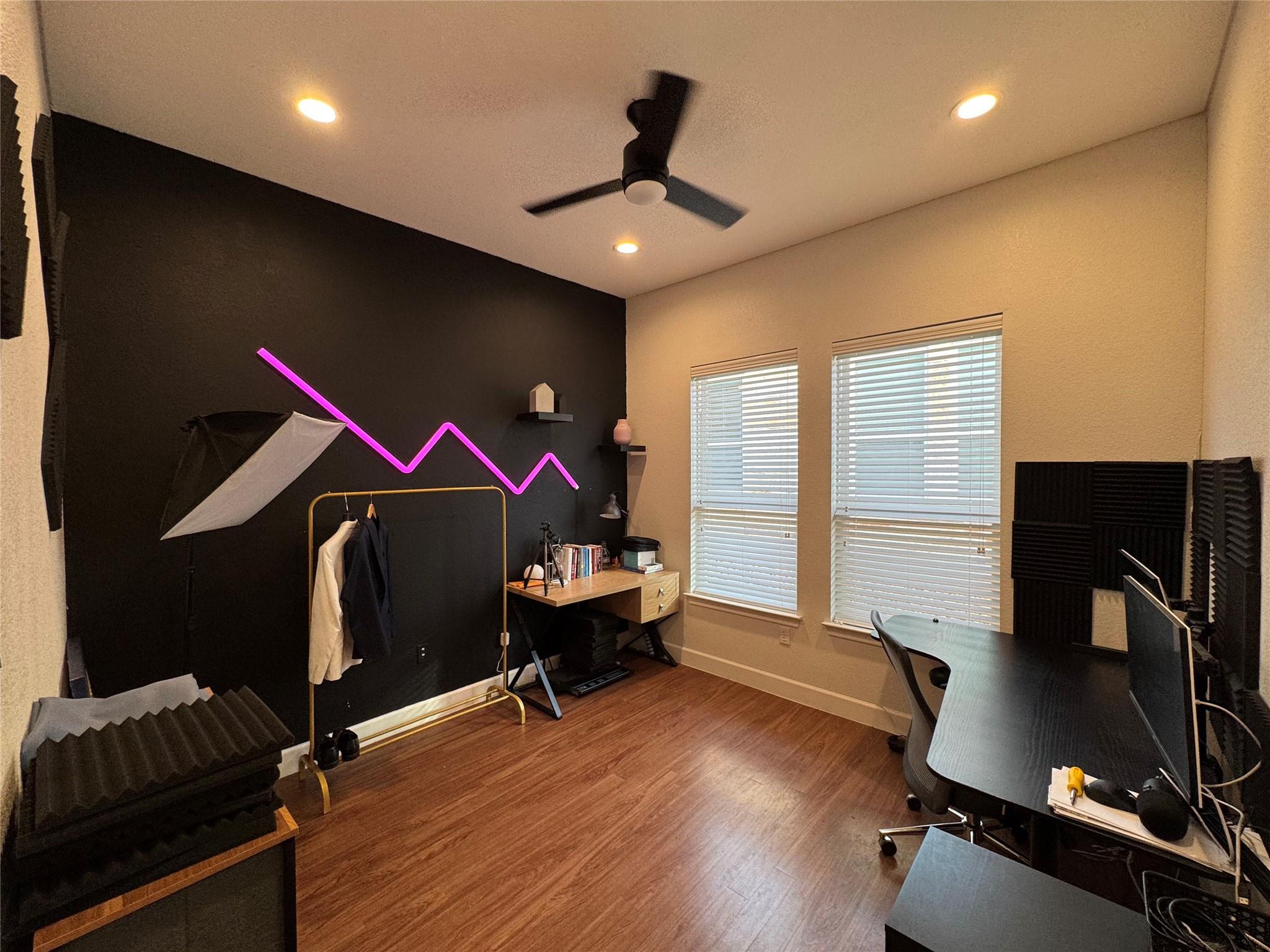 1101 Satellite VW # 505