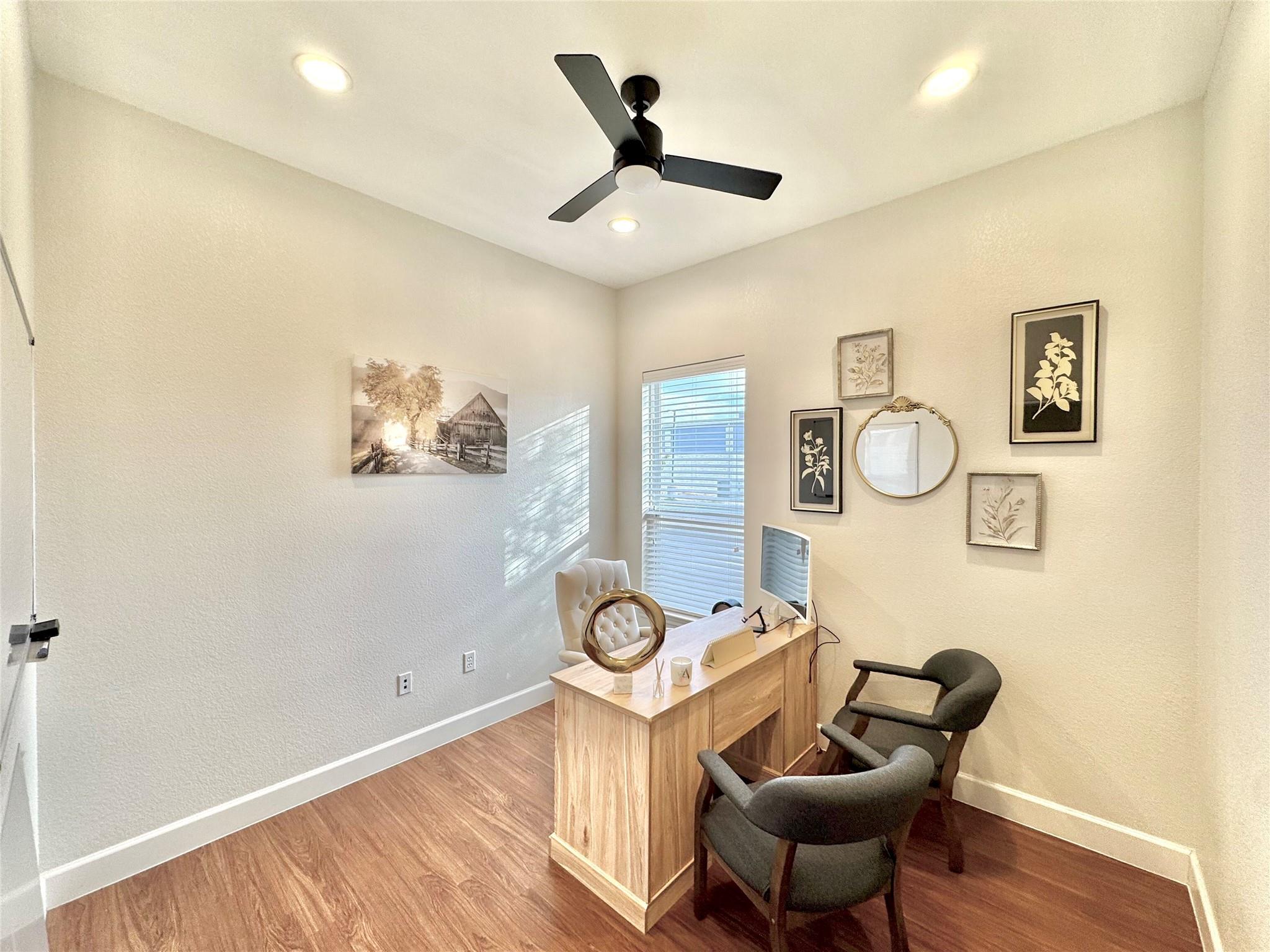 1101 Satellite VW # 505