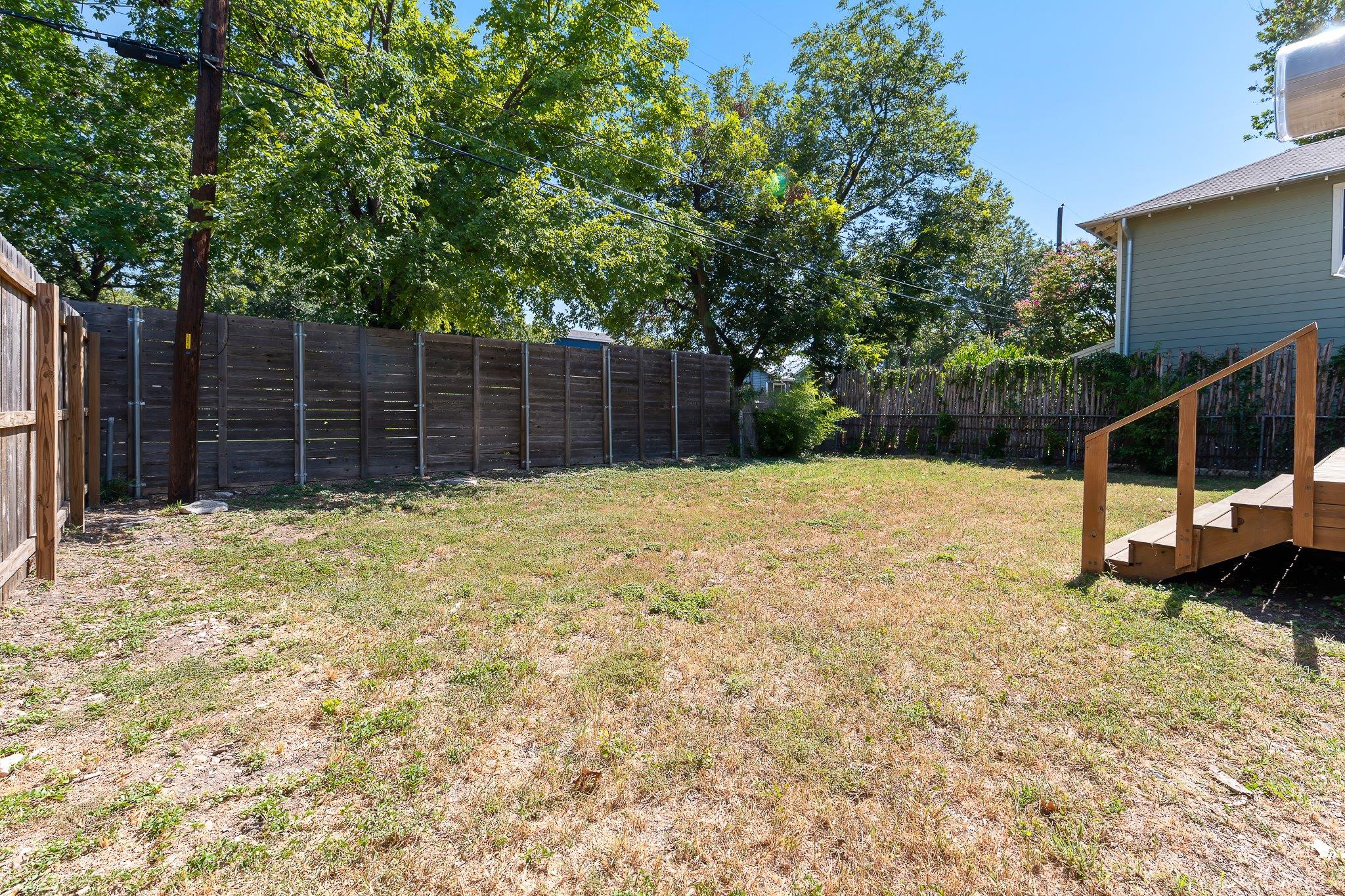 1908 Richcreek RD