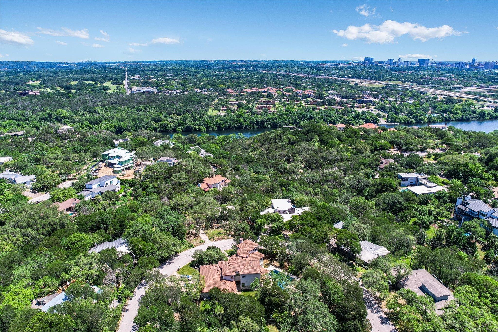 11 Inwood CIR