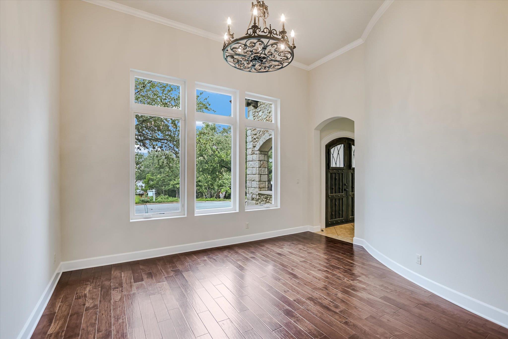 11 Inwood CIR