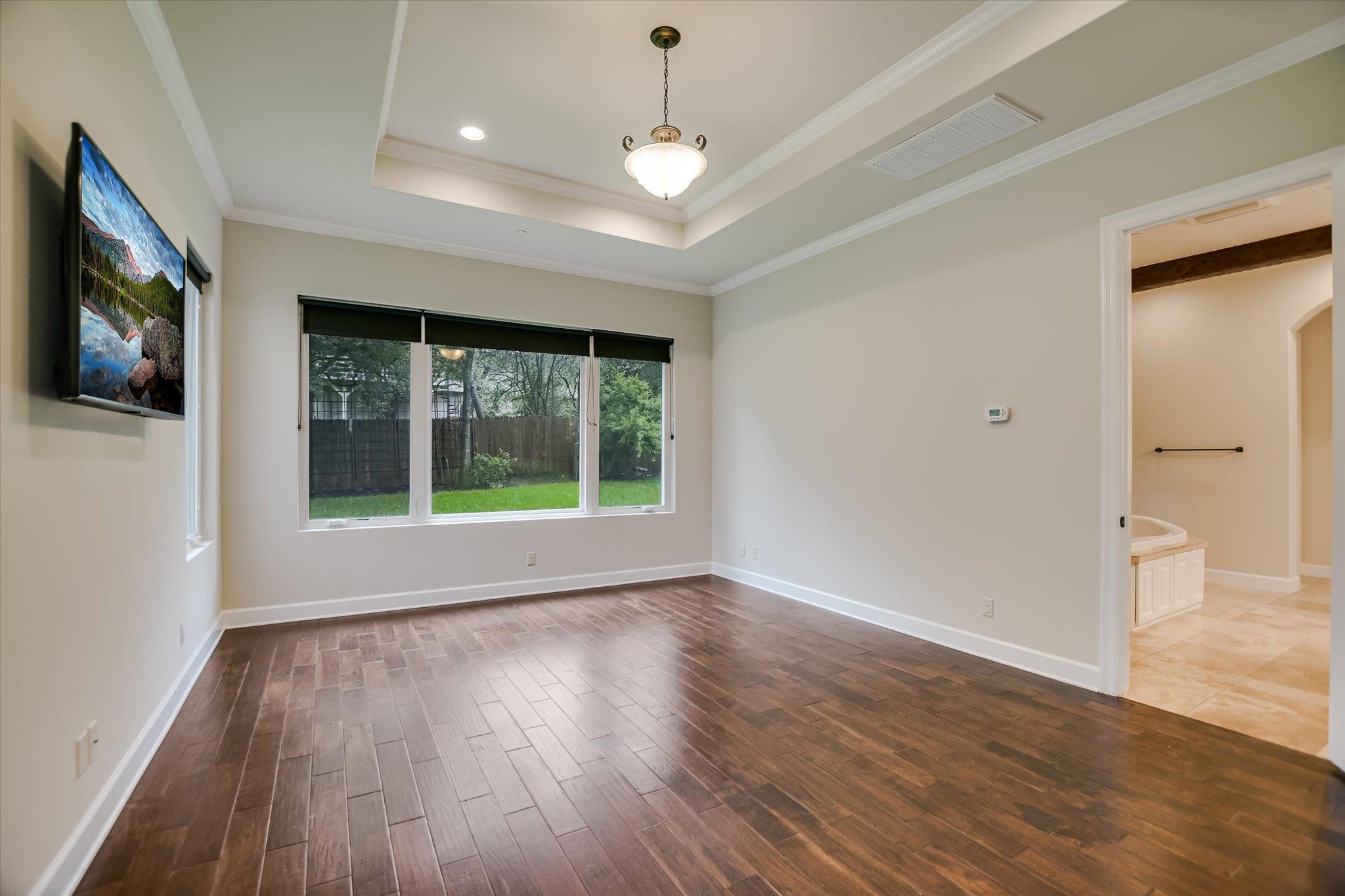 11 Inwood CIR