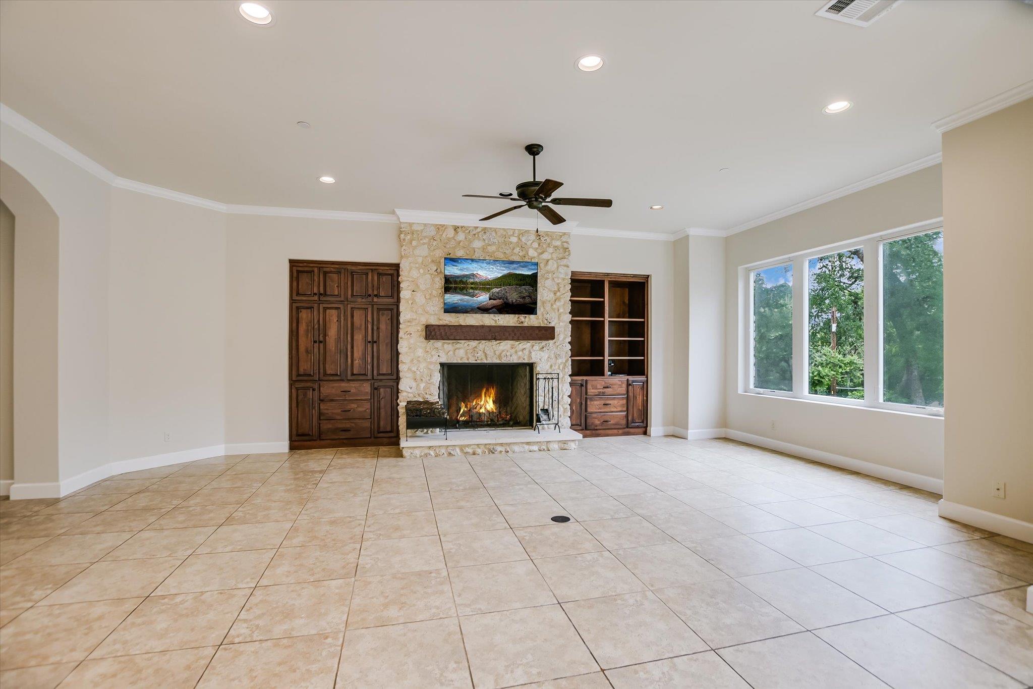 11 Inwood CIR