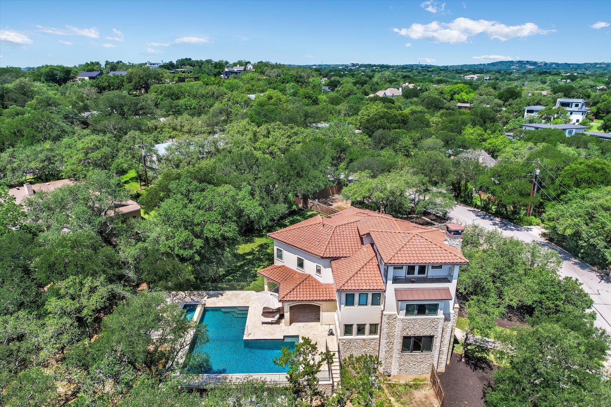 11 Inwood CIR