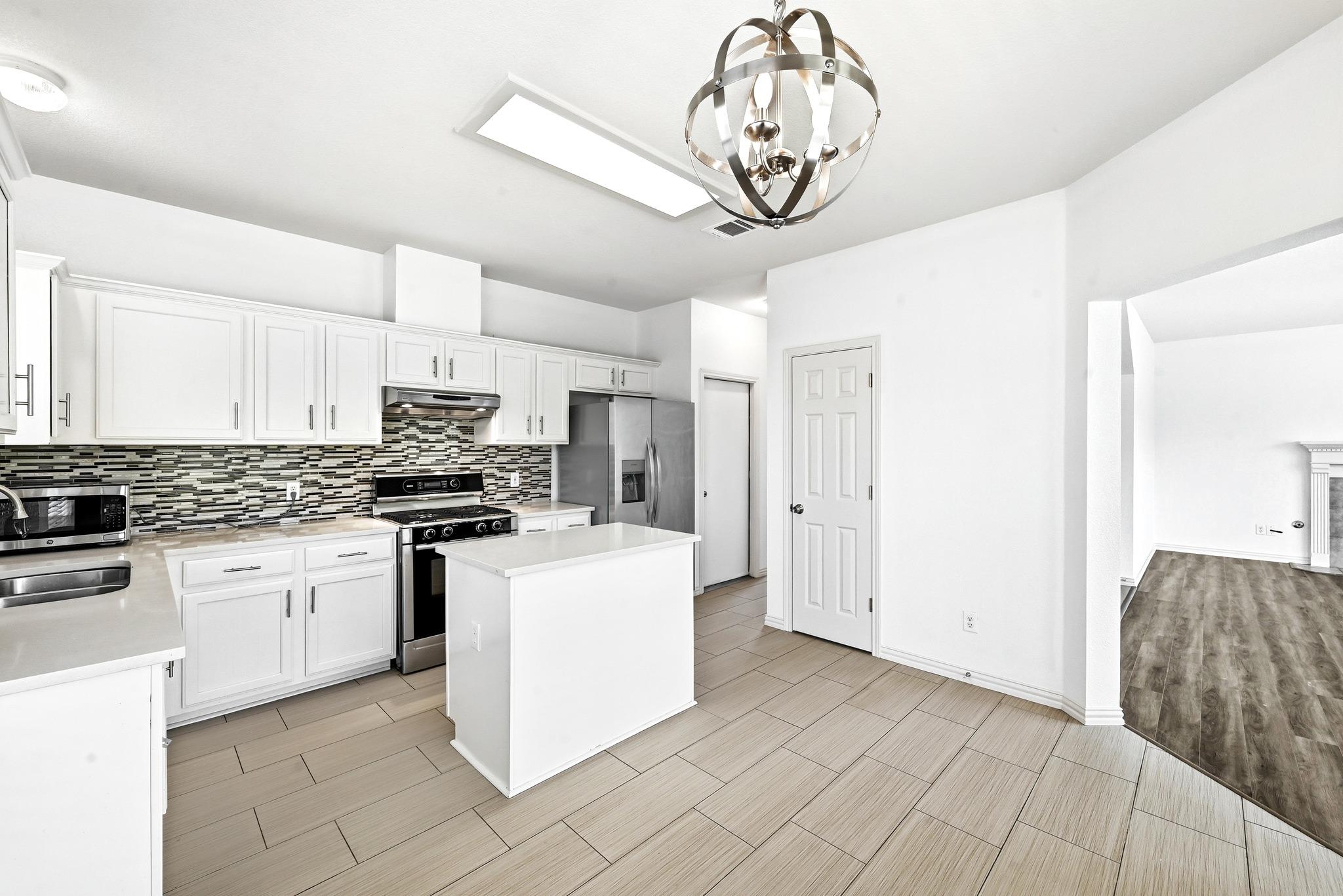 14433 Ballycastle TRL