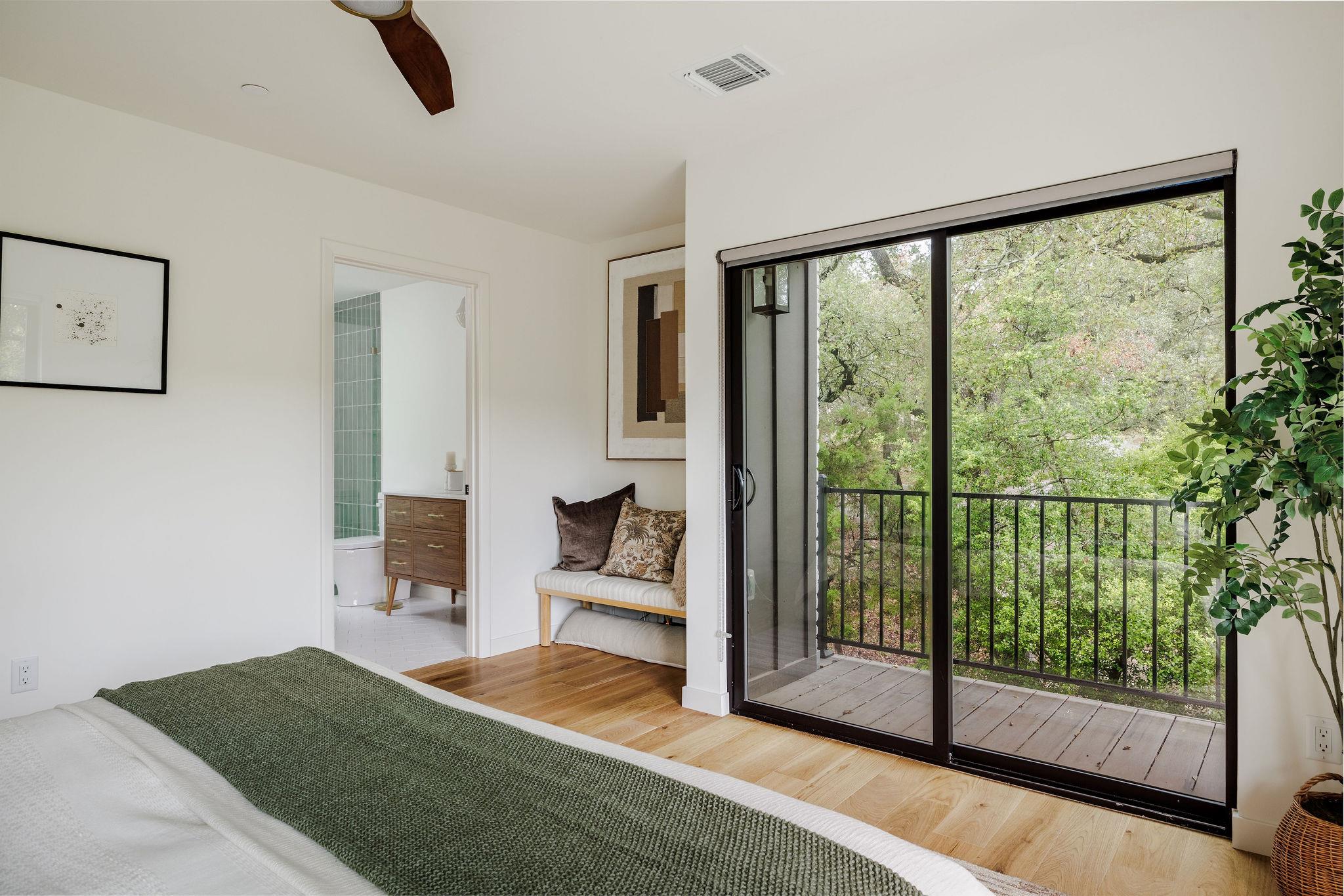 2305 Trail Of Madrones