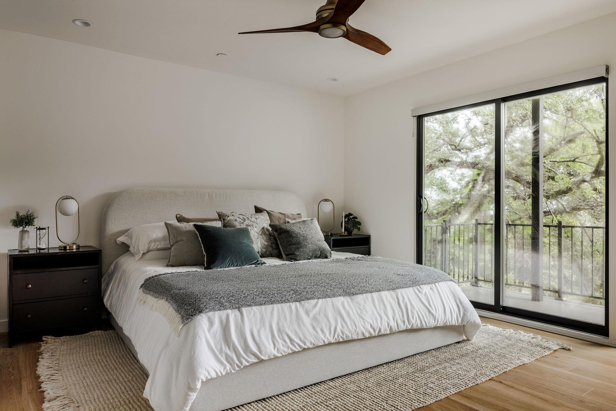 2305 Trail Of Madrones