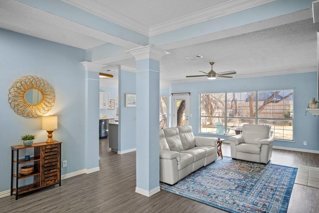 11019 Whiskey River DR