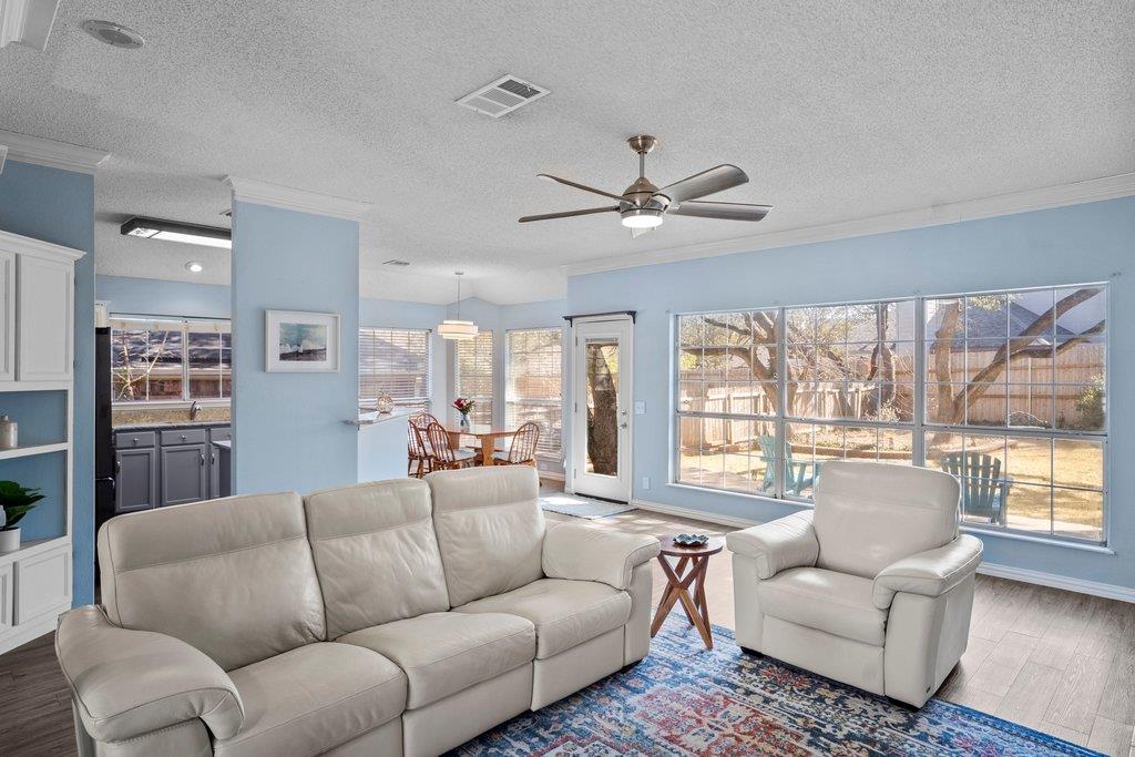 11019 Whiskey River DR