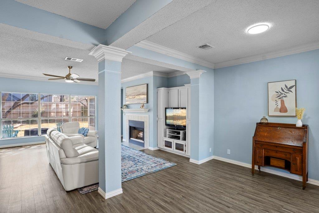 11019 Whiskey River DR