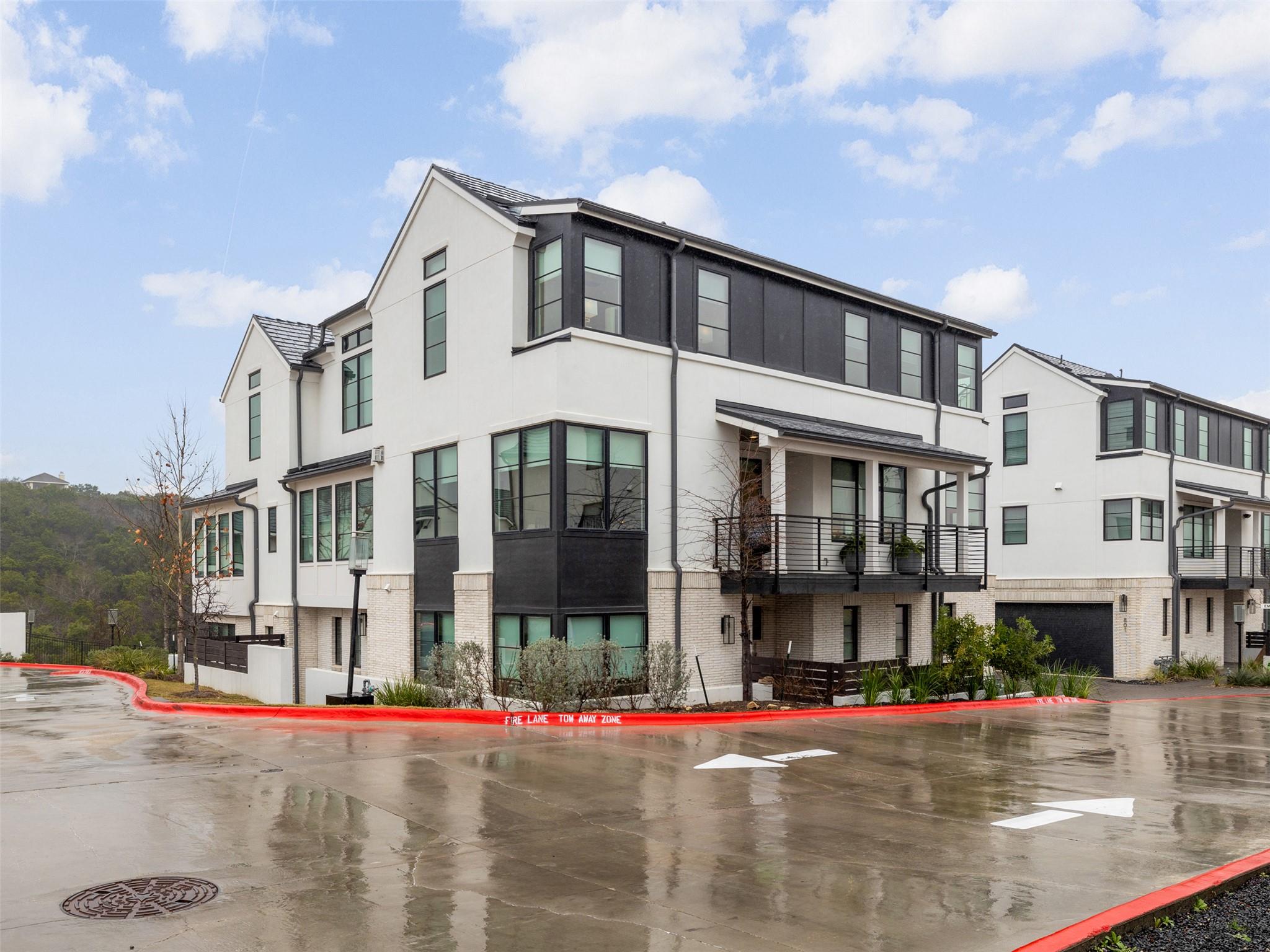 800 Emilia CT