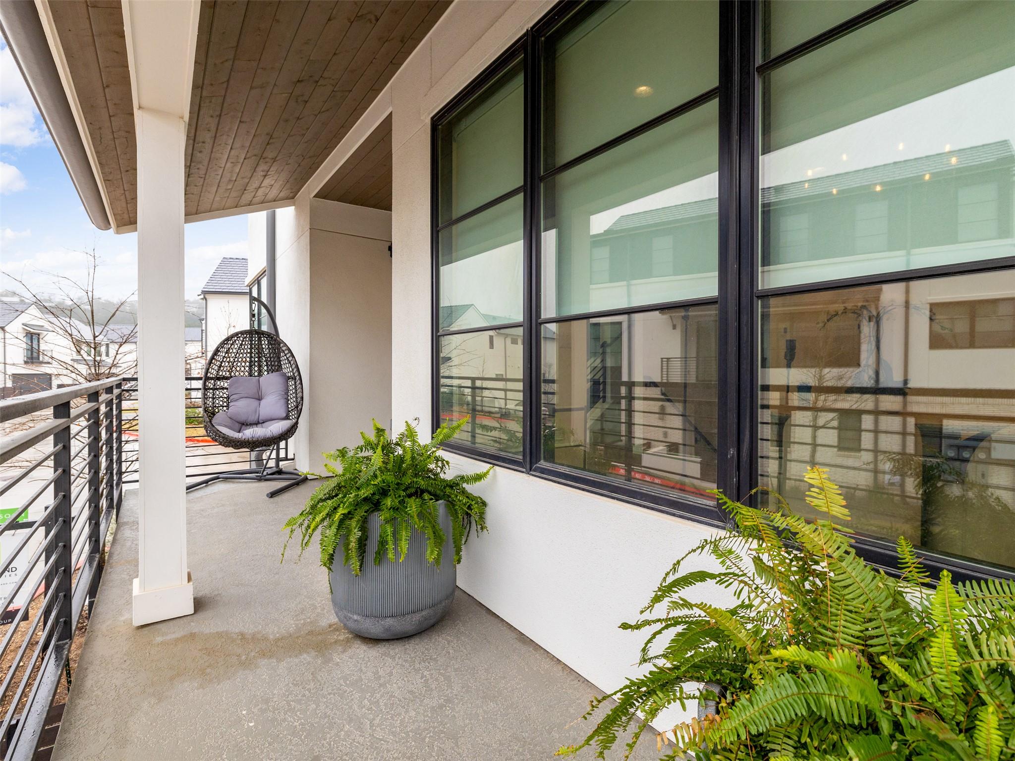 800 Emilia CT