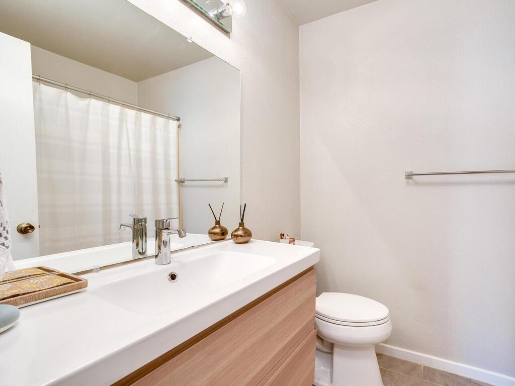 12505 Brandywine CT
