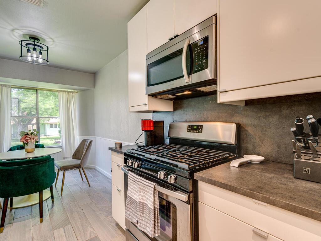 12505 Brandywine CT