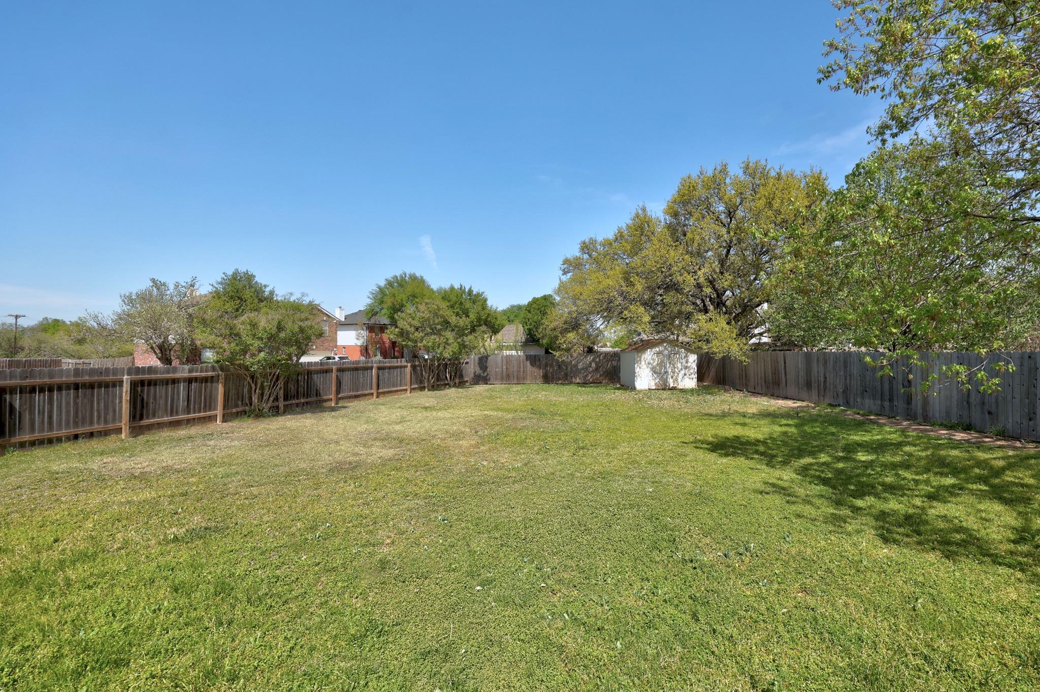 9006 Brimstone LN