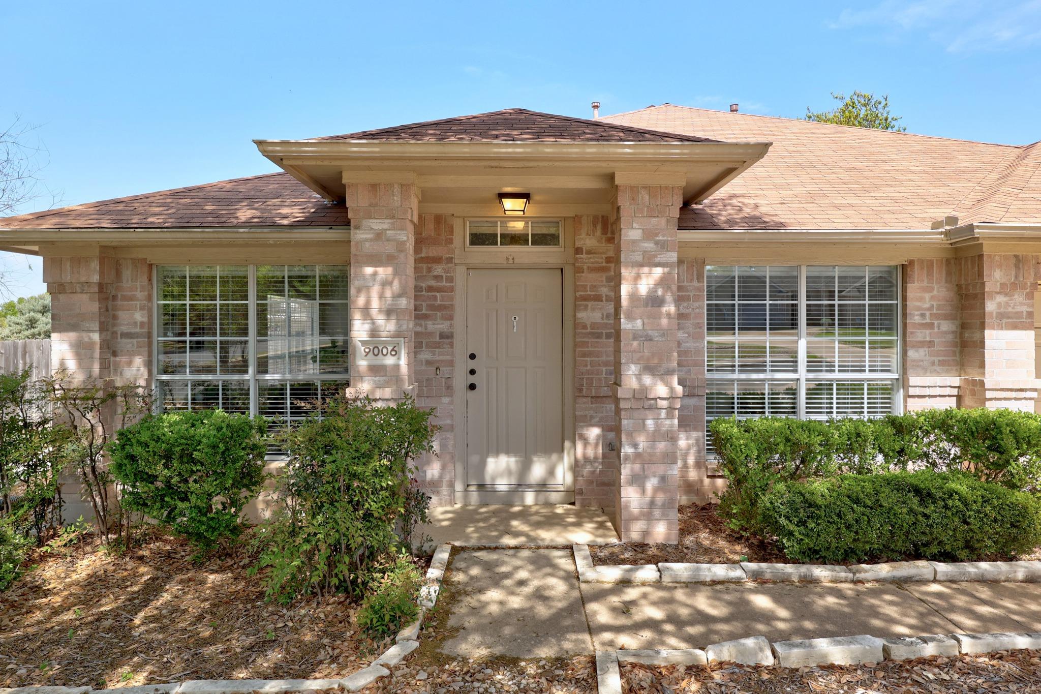 9006 Brimstone LN