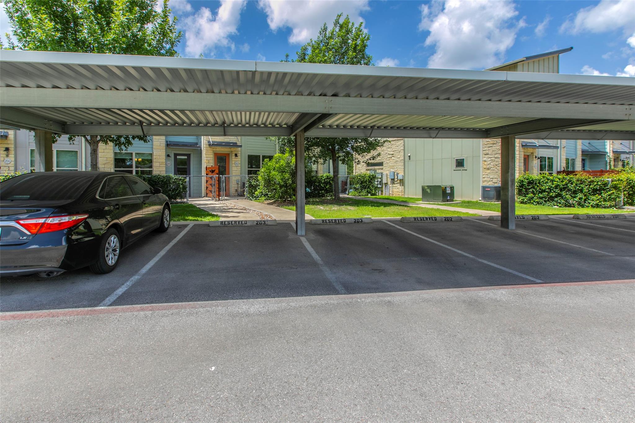 7805 Cooper LN # 203