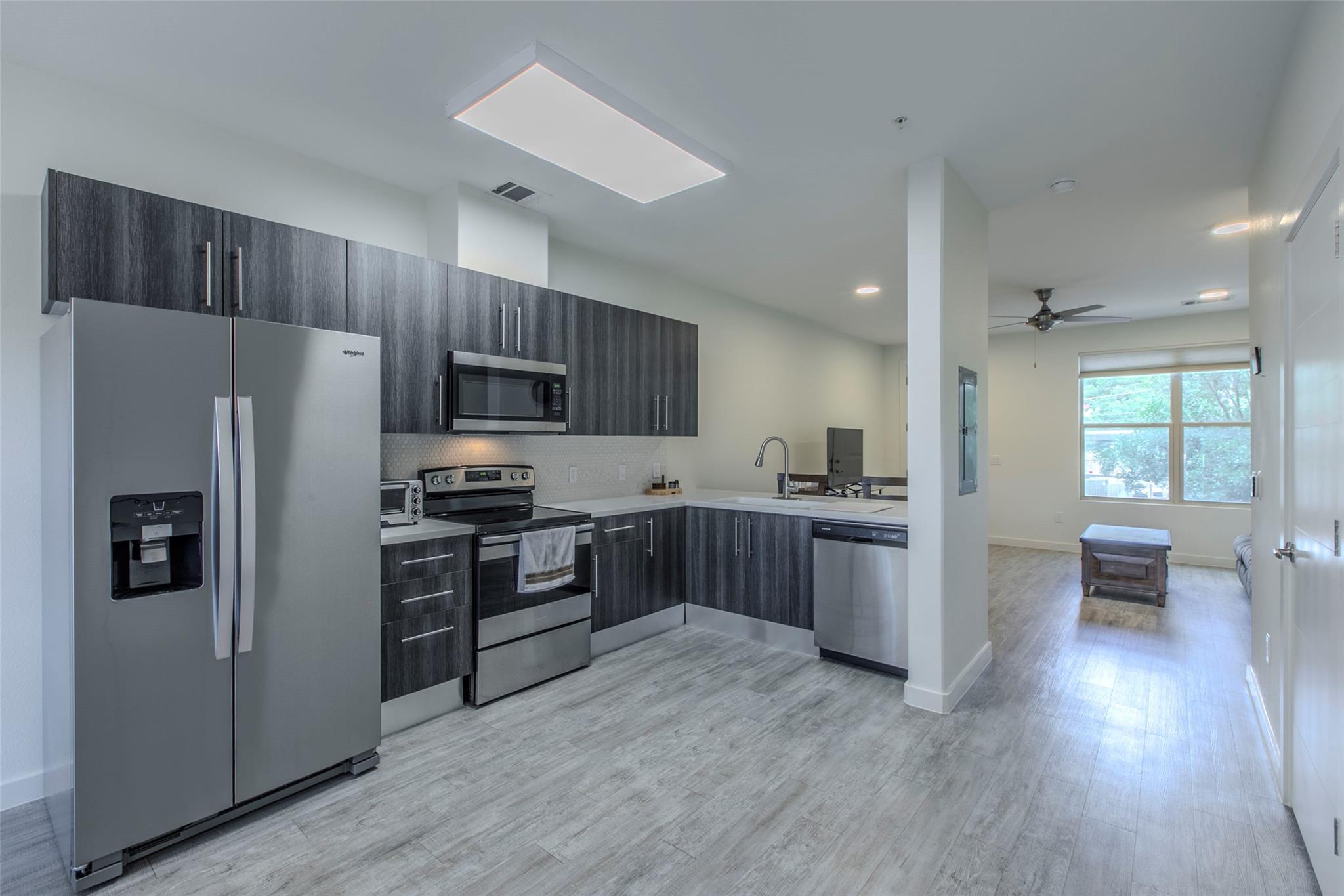 7805 Cooper LN # 203
