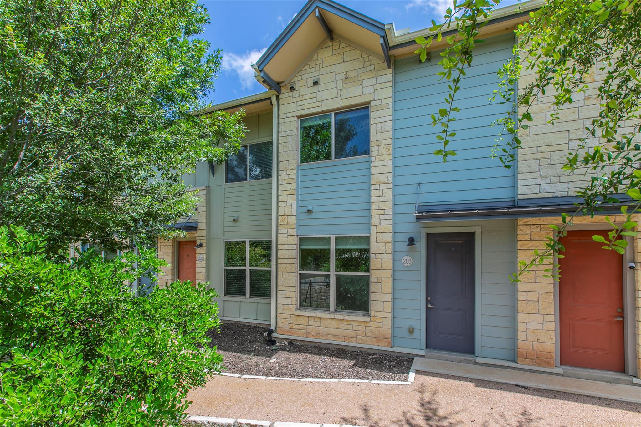 7805 Cooper LN # 203