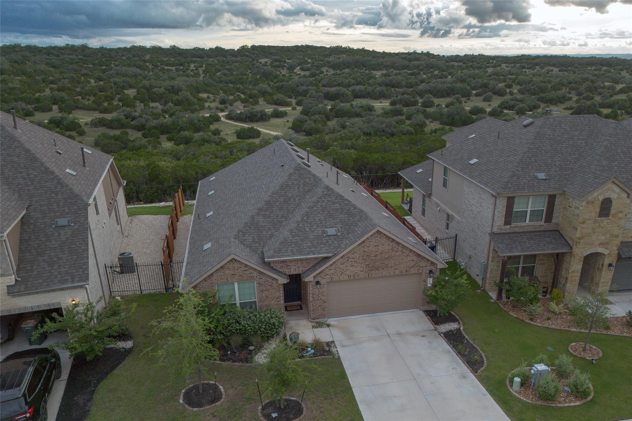 6808 Cliff Rose DR