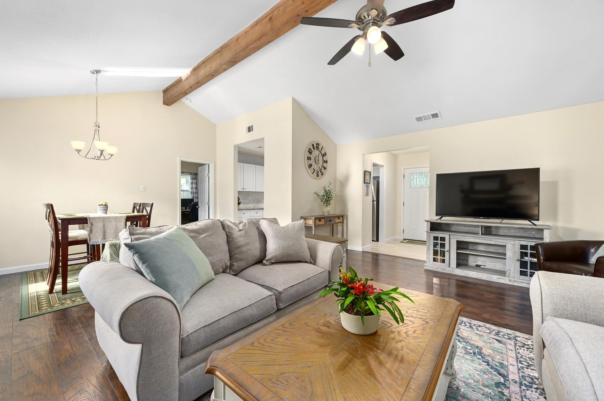 1403 Mills Meadow DR