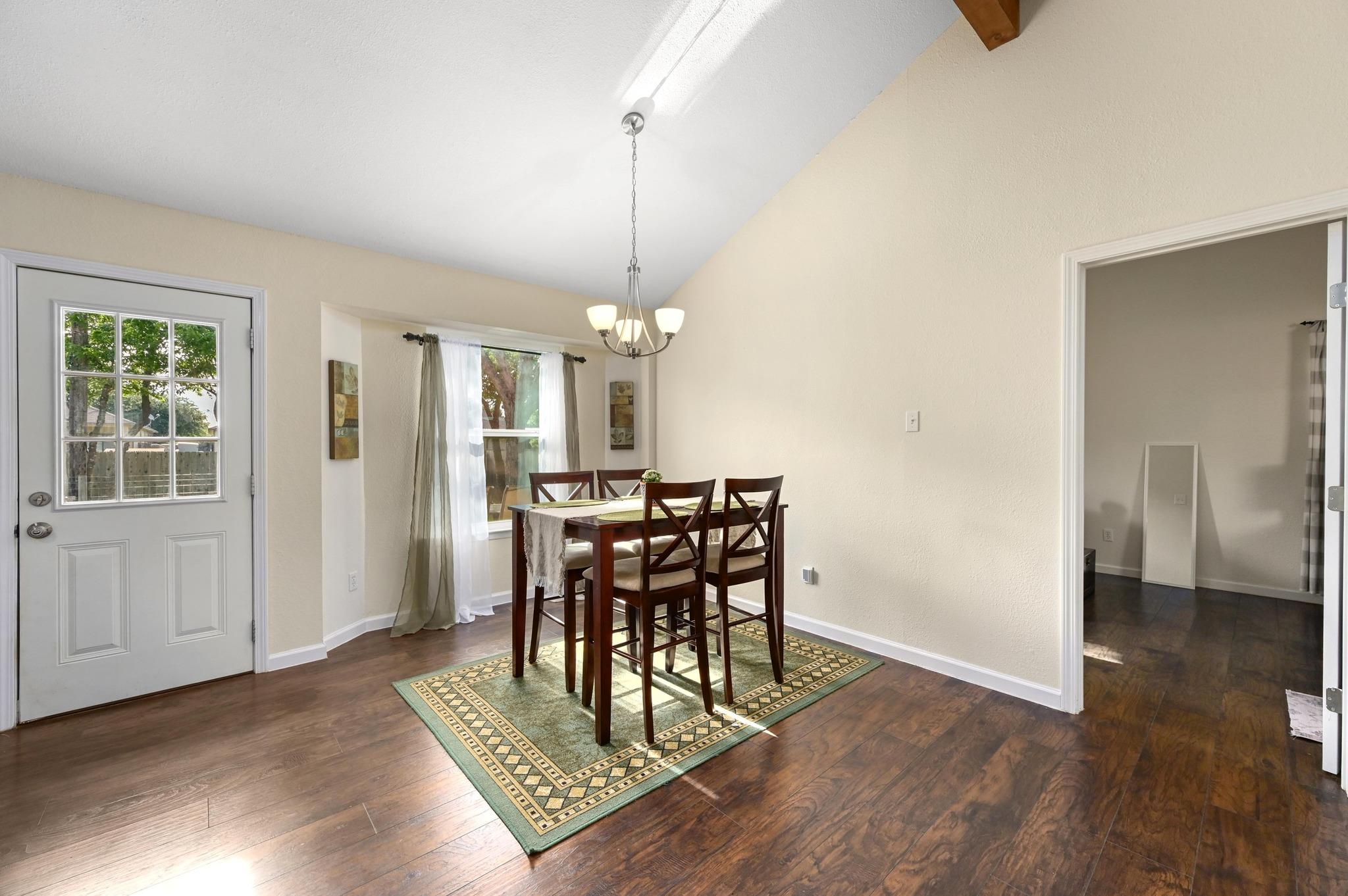 1403 Mills Meadow DR