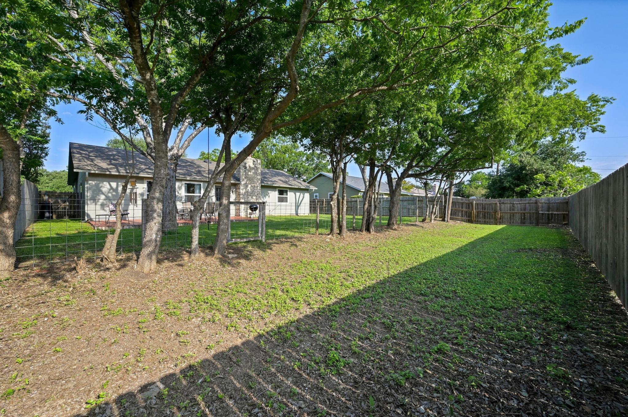 1403 Mills Meadow DR