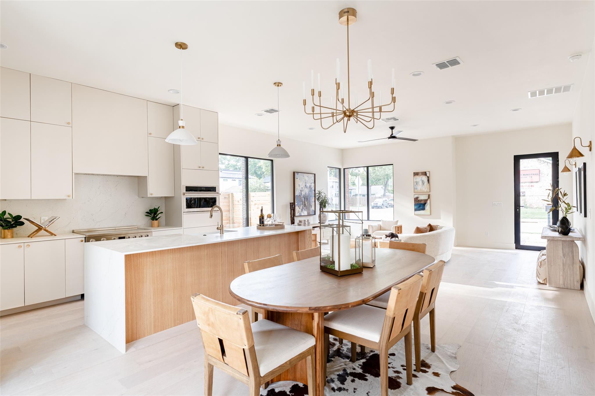 2301 Canterbury