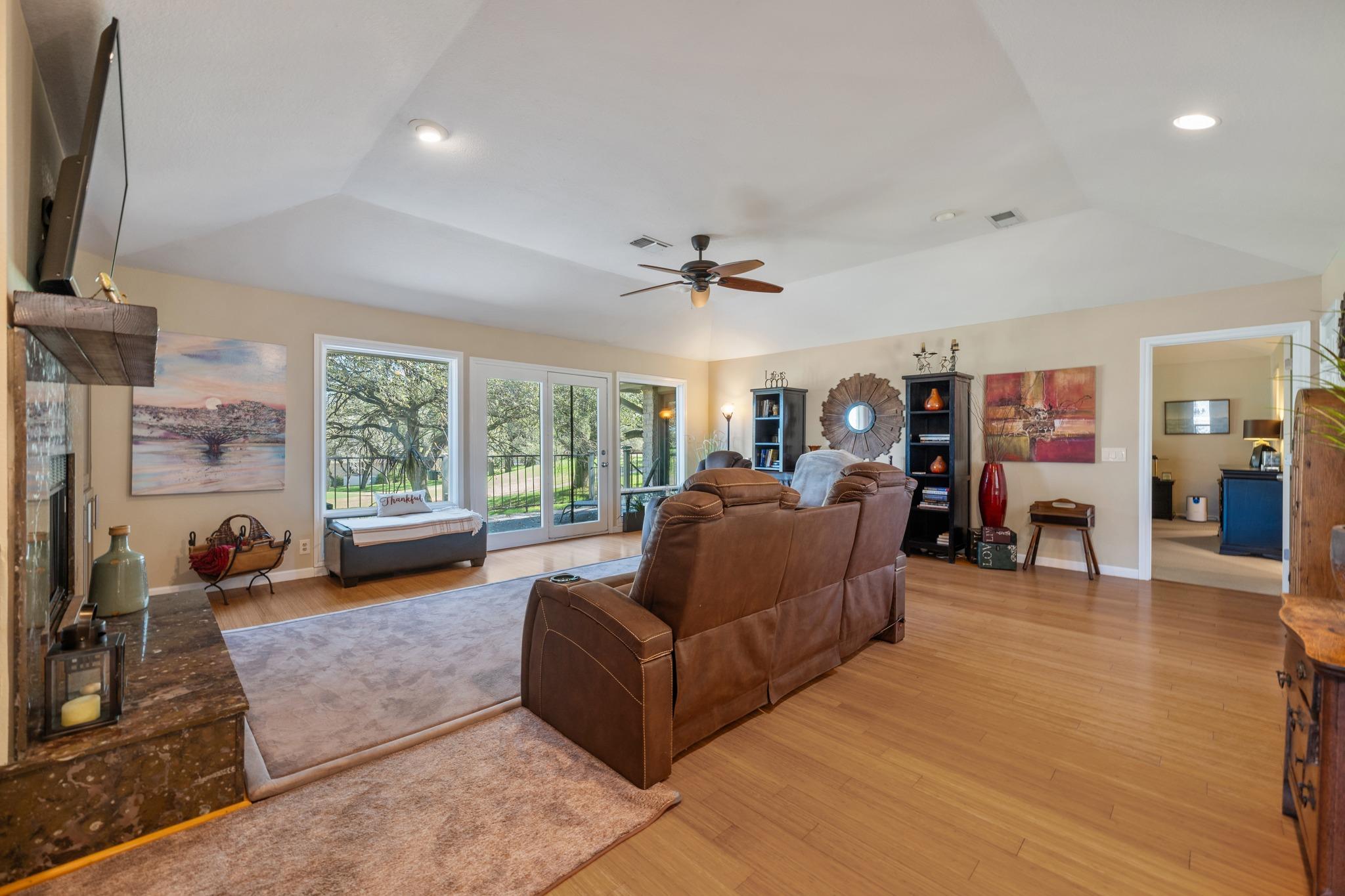 604 Rolling Green DR