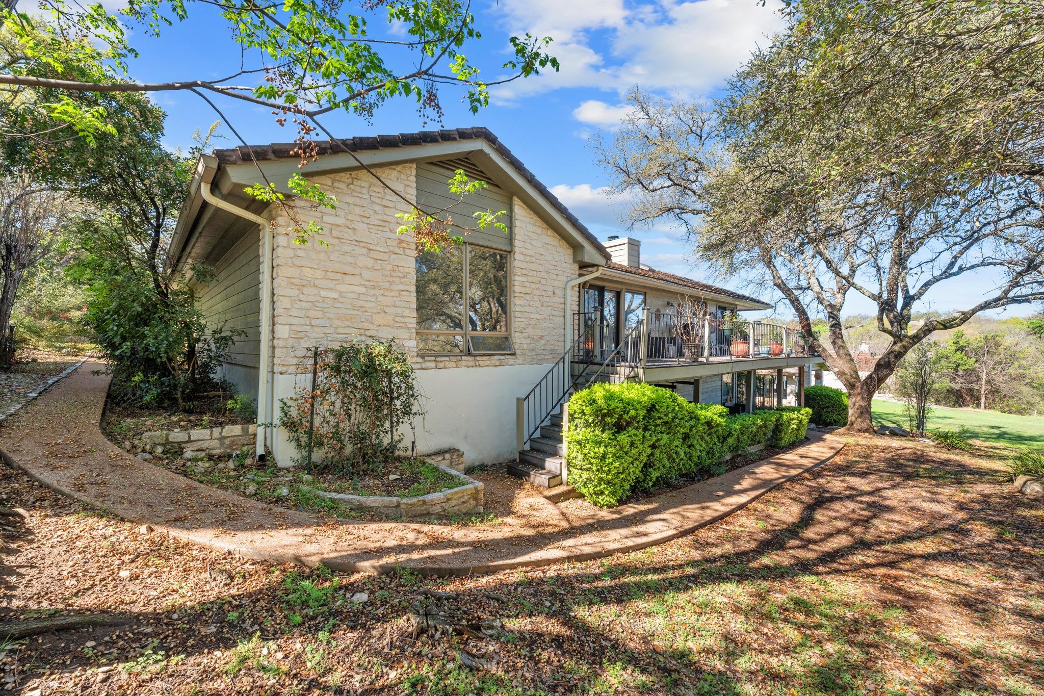 604 Rolling Green DR